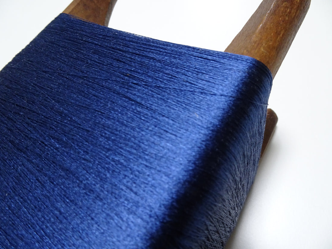 Japanese Vintage Wooden Spool & Silk Thread Embroidery 17997