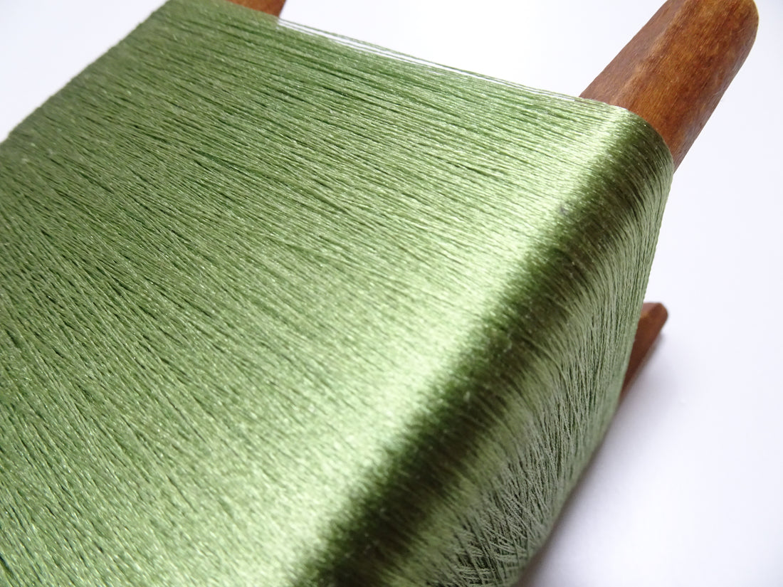 Japanese Vintage Wooden Spool & Silk Thread Embroidery 17998