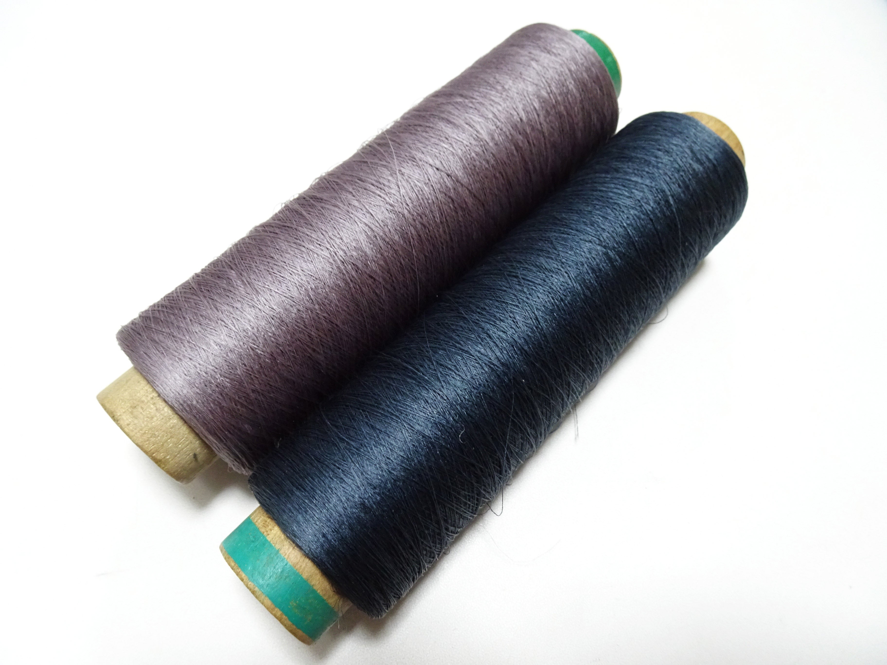 Japanese Vintage Silk Thread & Woodn Spool 2sets Embroidery 18730