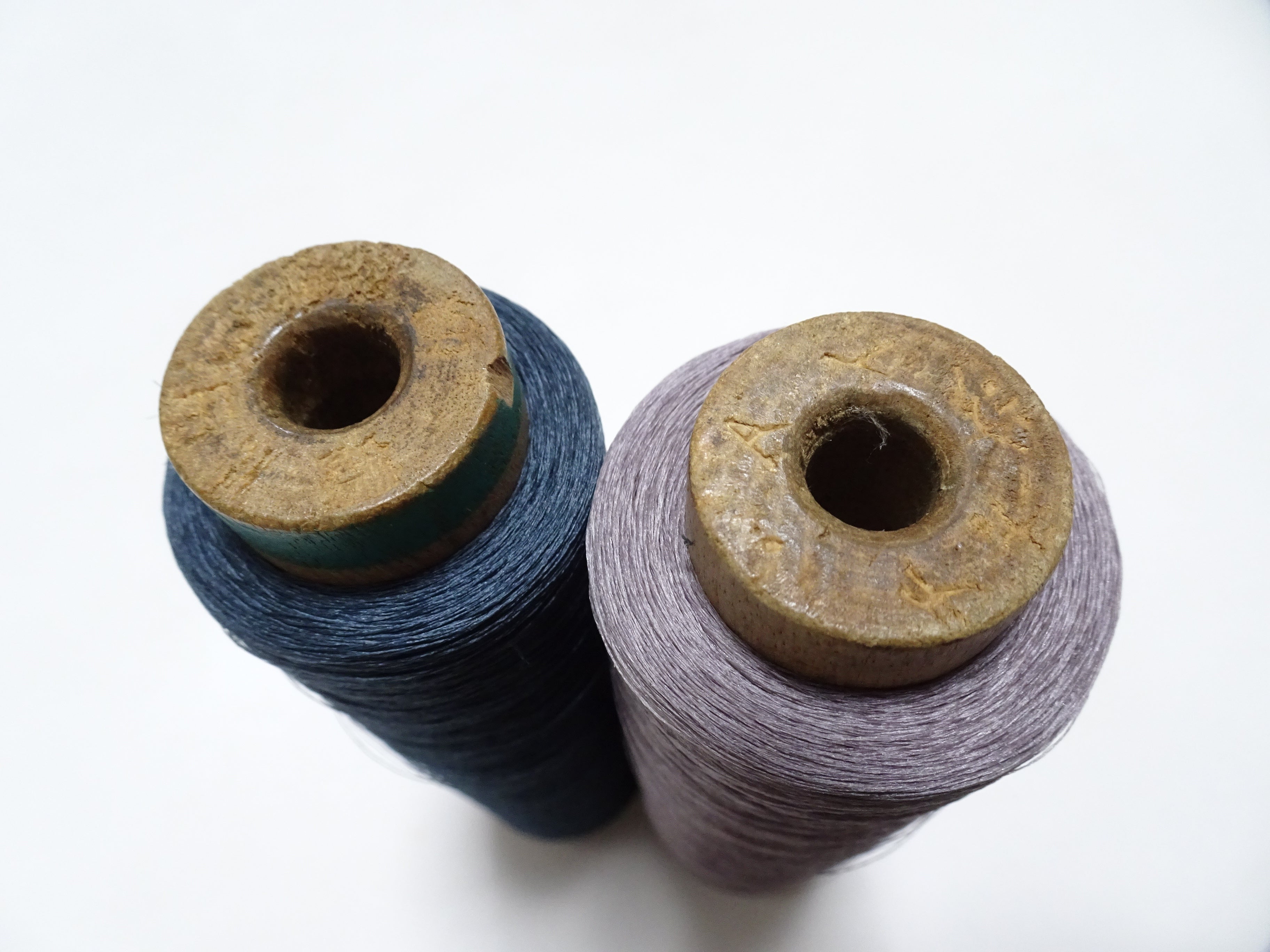 Japanese Vintage Silk Thread & Woodn Spool 2sets Embroidery 18730
