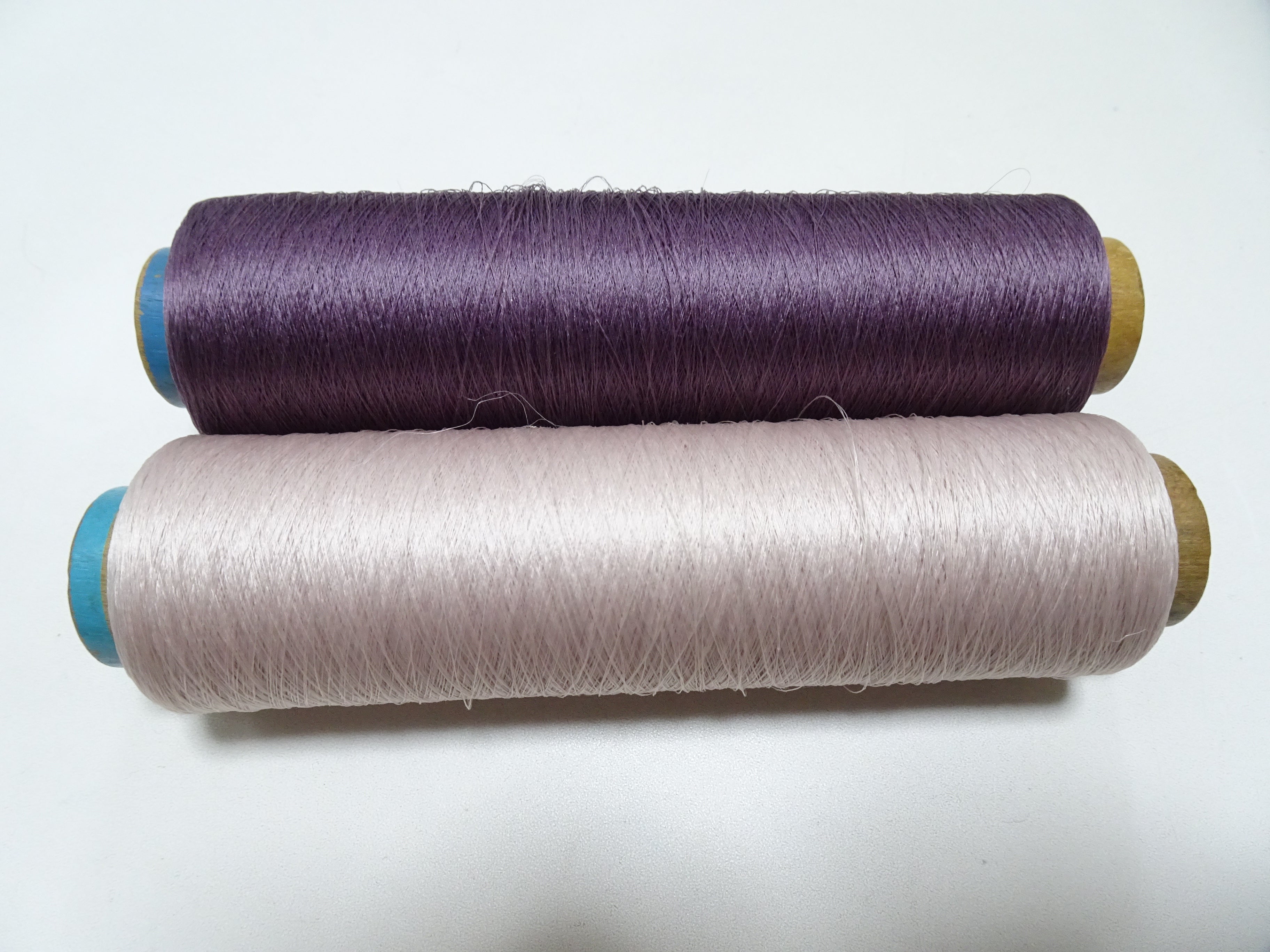 Japanese Vintage Silk Thread & Woodn Spool 2sets Embroidery 18733