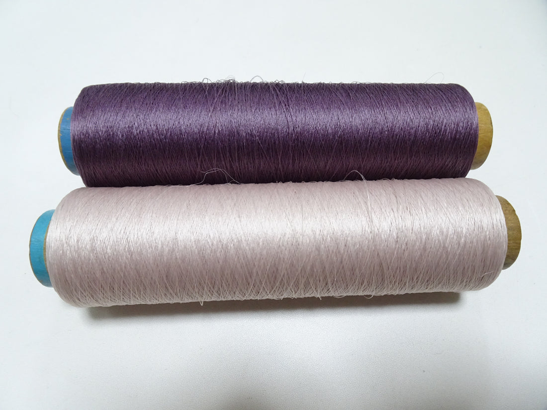 Japanese Vintage Silk Thread & Woodn Spool 2sets Embroidery 18733