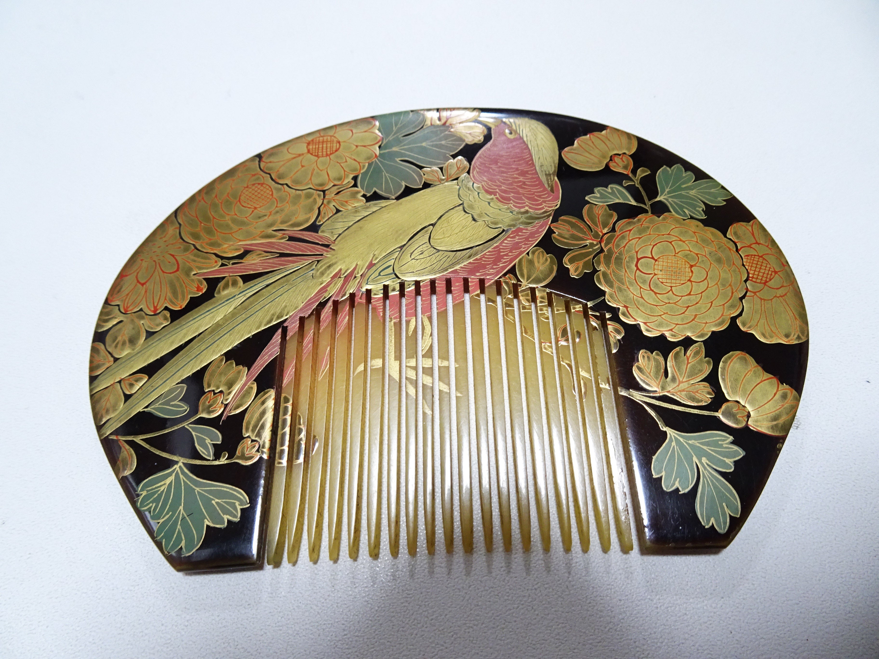 Japanese Vintage  Resin Comb Makie 15144