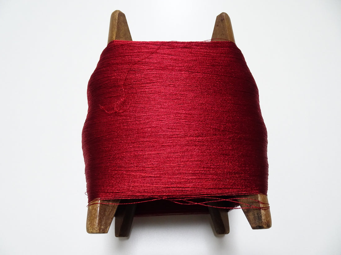 Japanese Vintage Wooden Spool & Silk Thread Embroidery 18002