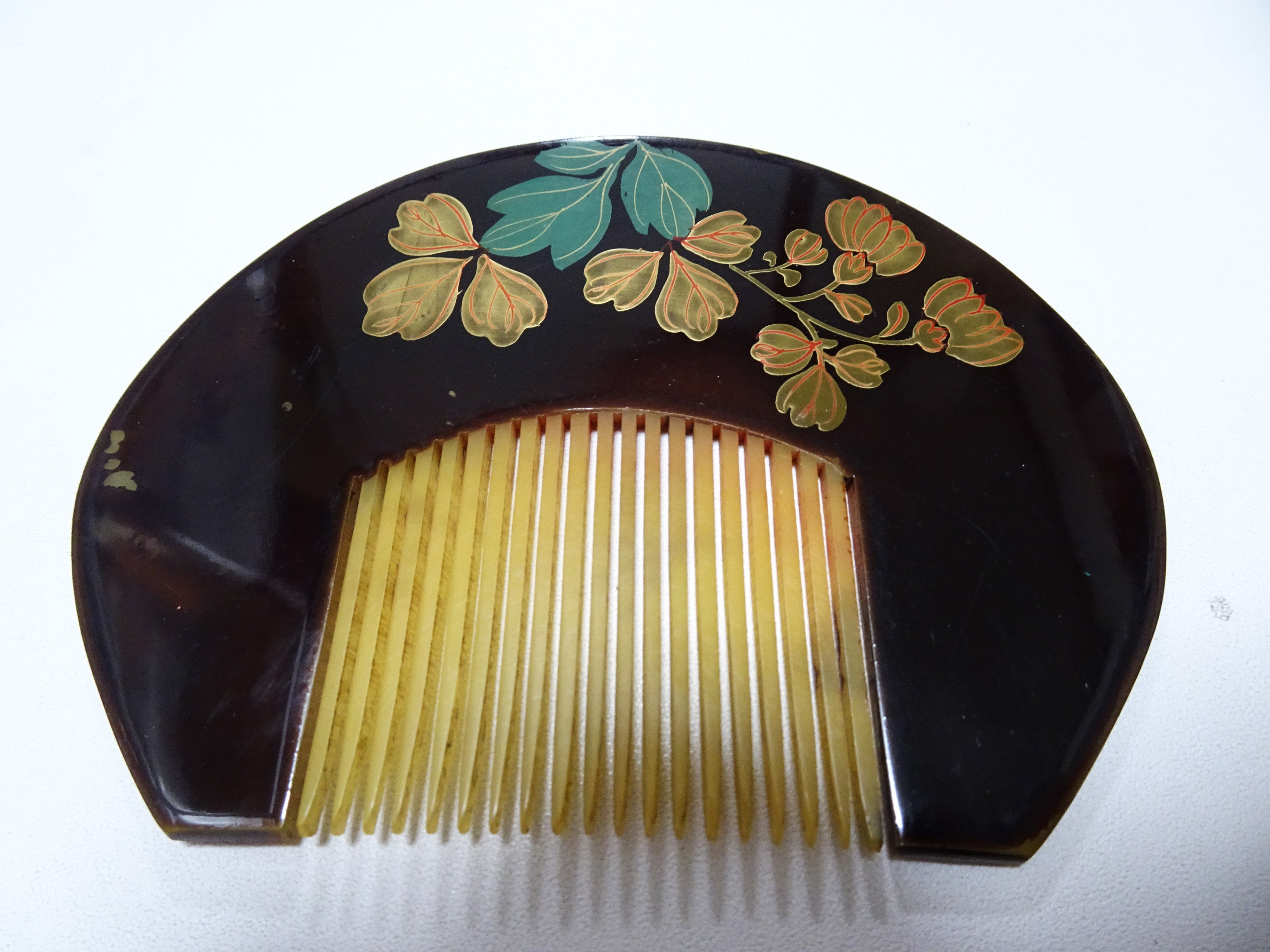 Japanese Vintage  Resin Comb Makie 15144