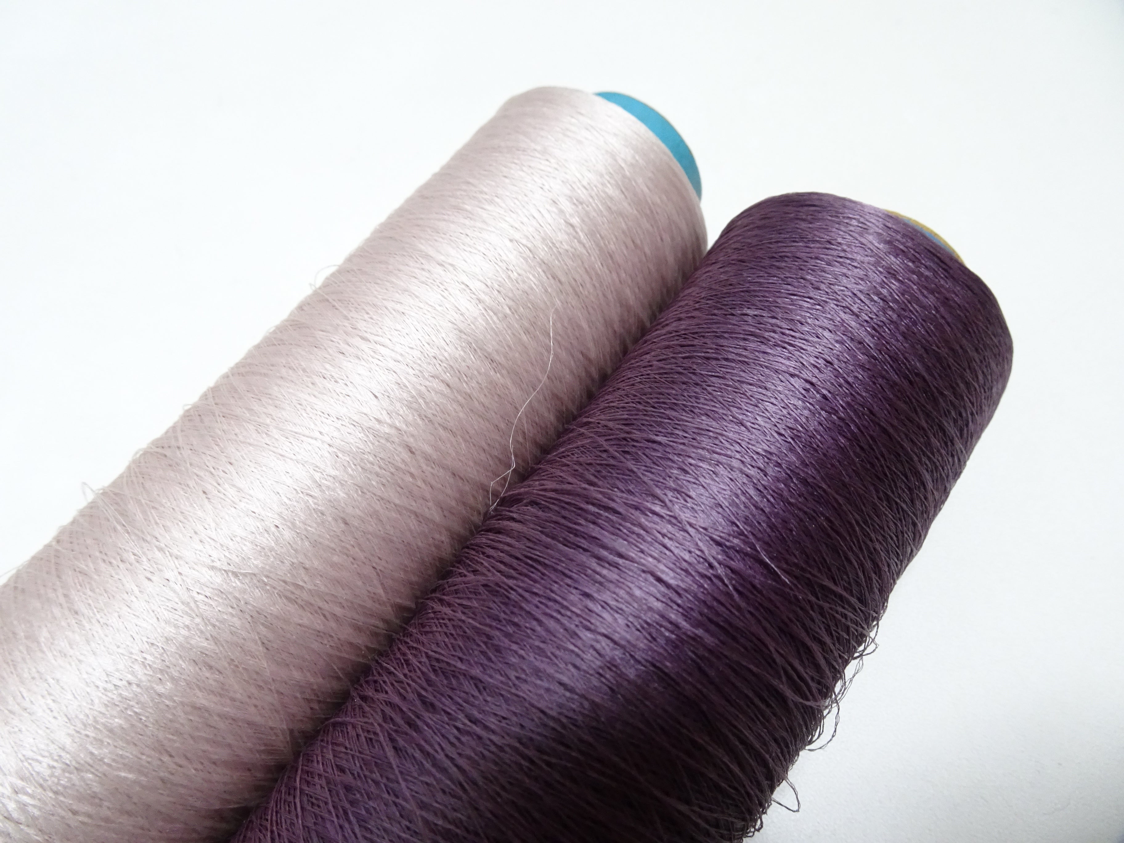 Japanese Vintage Silk Thread & Woodn Spool 2sets Embroidery 18733