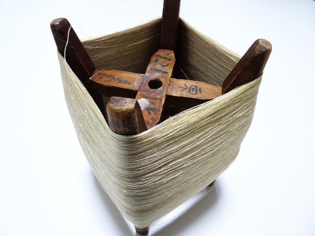 Japanese Vintage Wooden Spool & Silk Thread Embroidery 18003