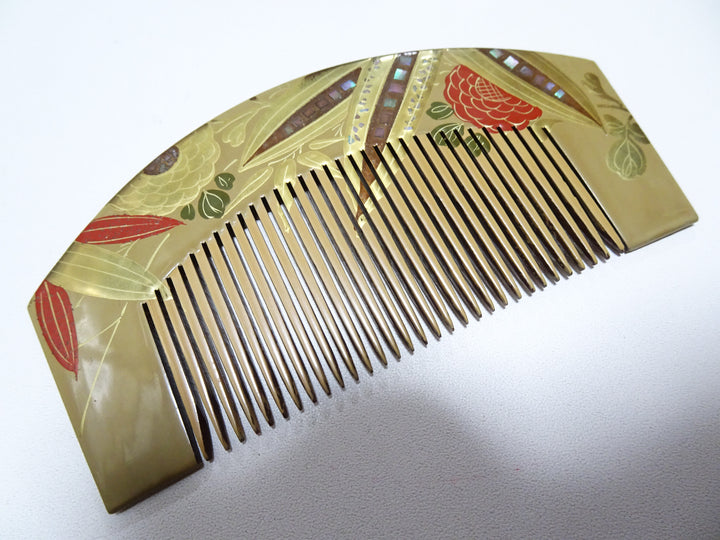 Japanese Vintage  Resin Comb Makie $ Raden 15145