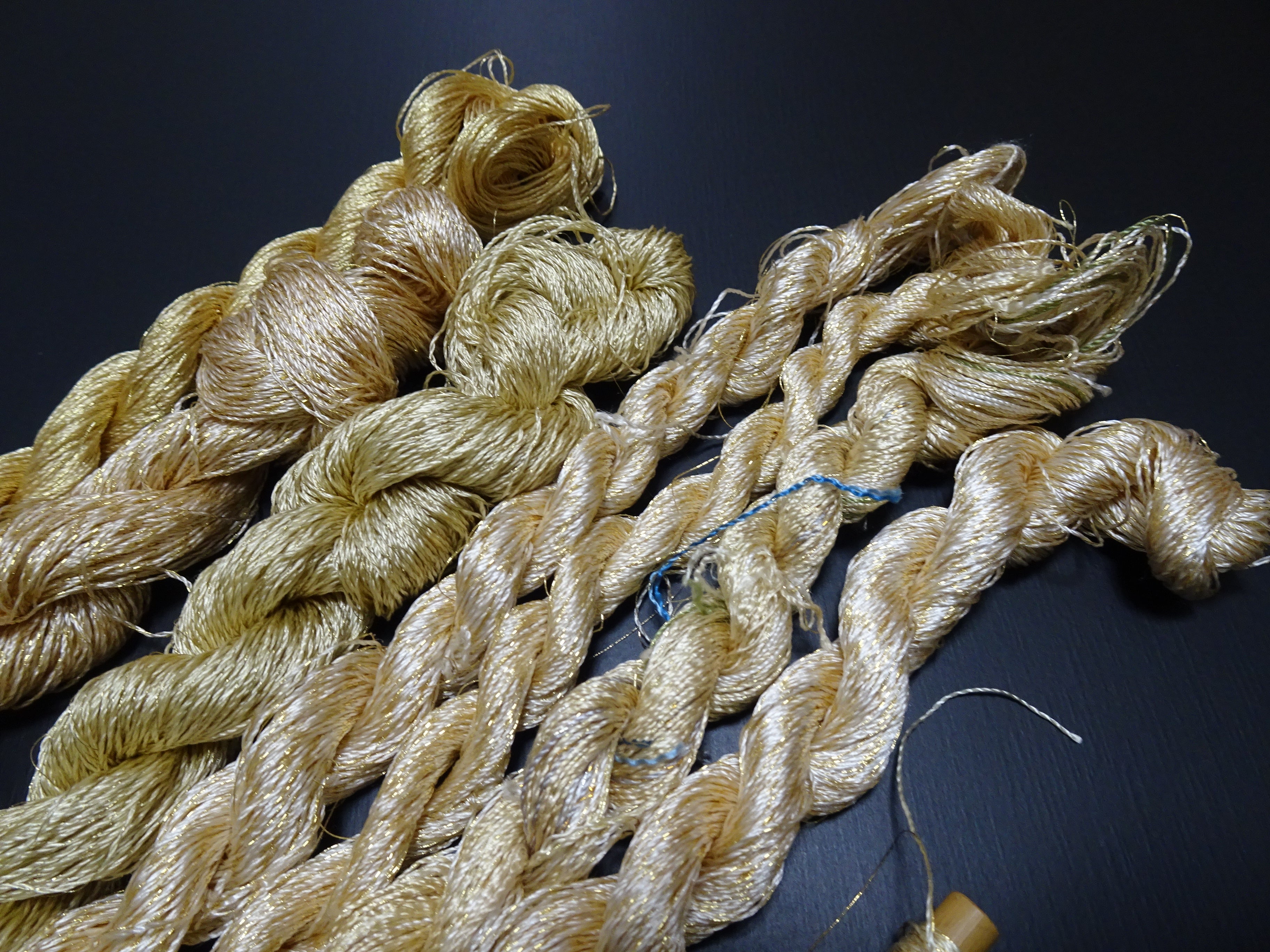 Japanese Vintage High Class Rare Silk Thread 8sets Mixture of Gold embroidery 17849