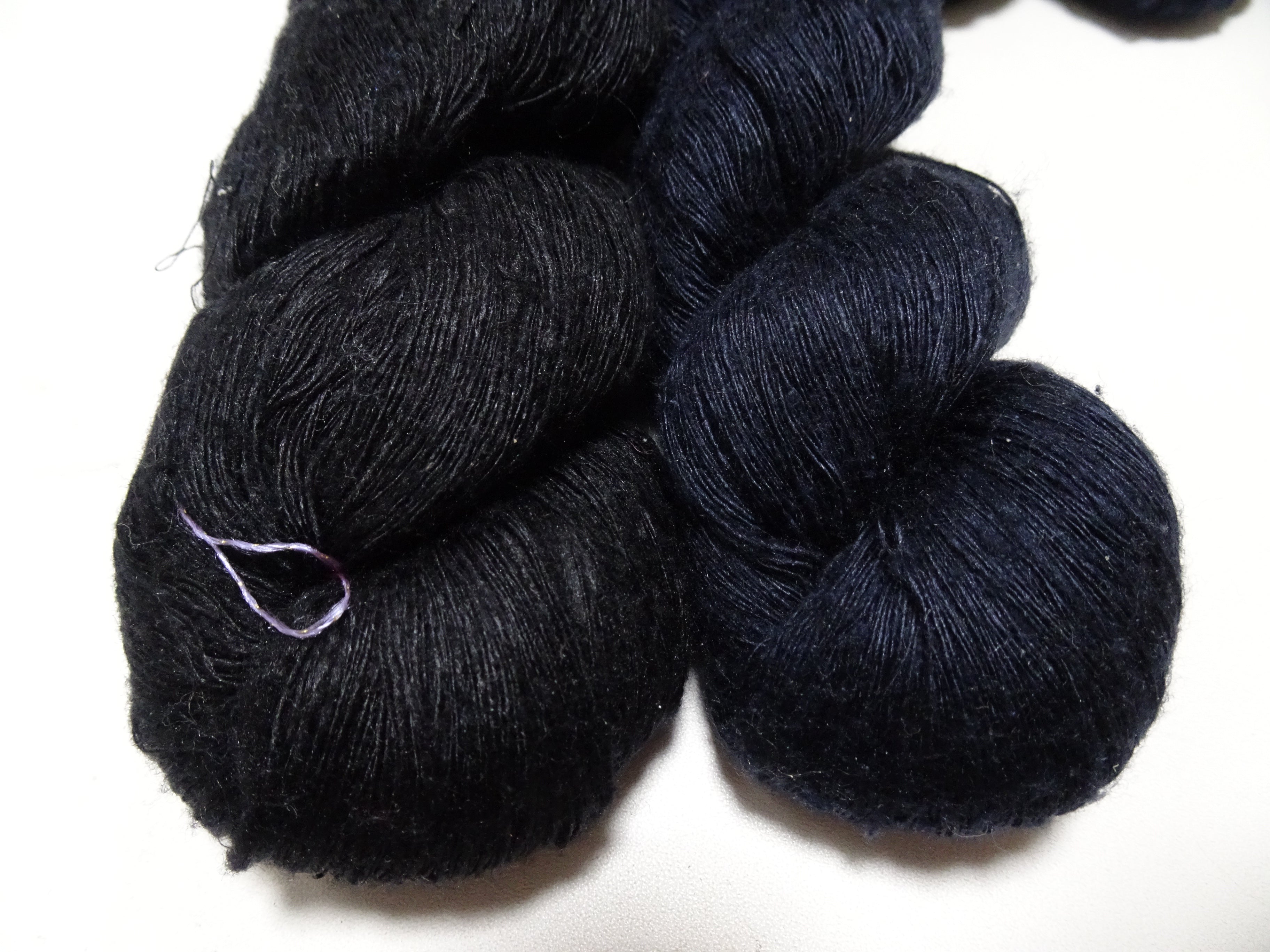 Japanese Vintage Mawata Tsumugi Fine Quality Silk Thread 2sets embroidery & Weave Black & Midnight Blue 17060