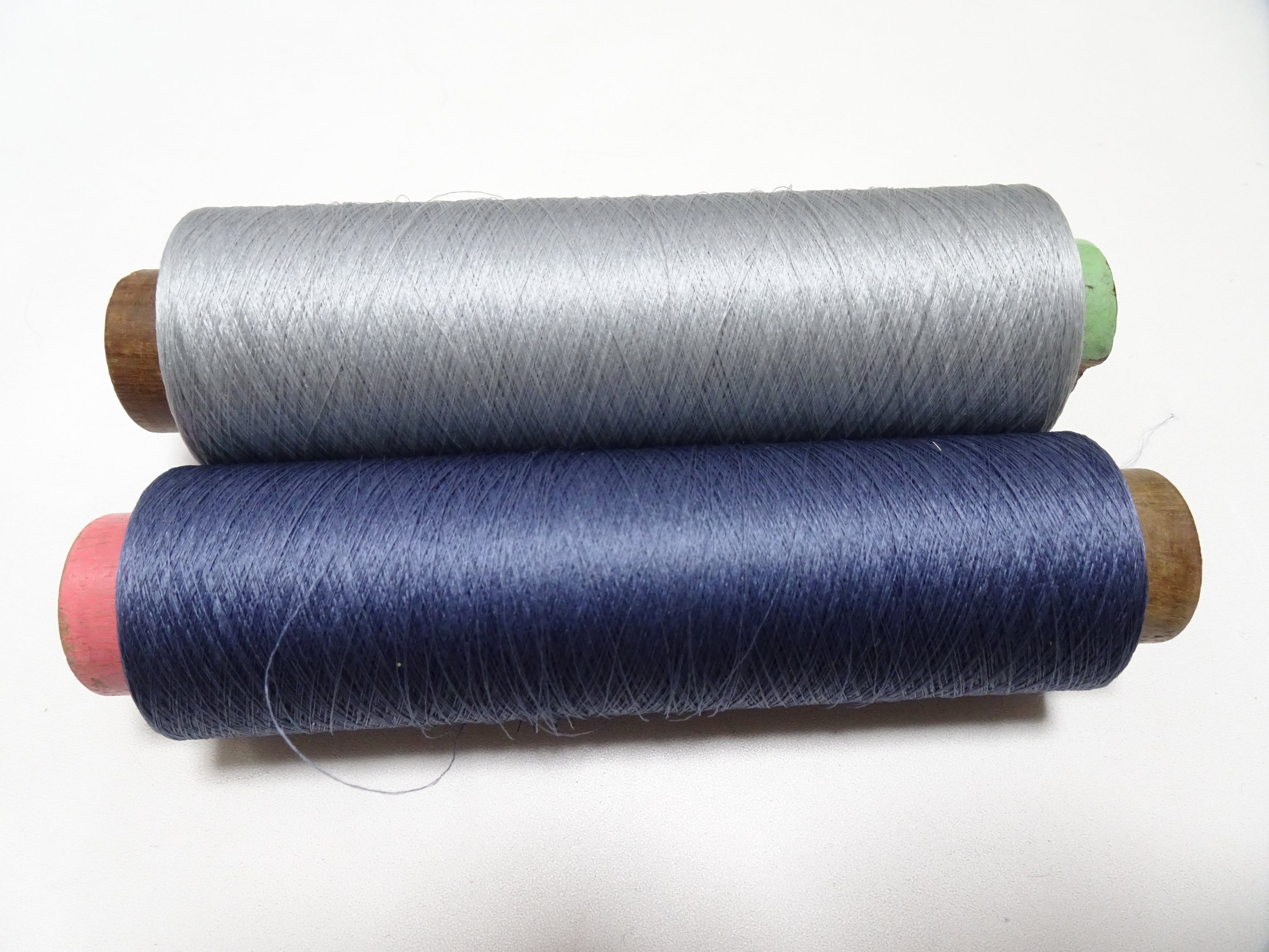 Japanese Vintage Silk Thread & Woodn Spool 2sets Embroidery 18737