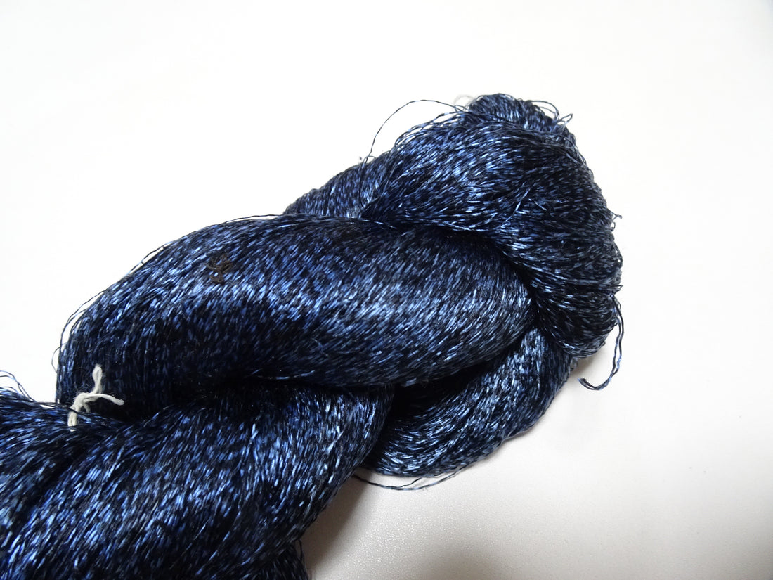 Japanese Vintage Super Rare Indigo Mud Dyeing Kasuri loose Twisted Silk Thread Embroidery & weave 13618