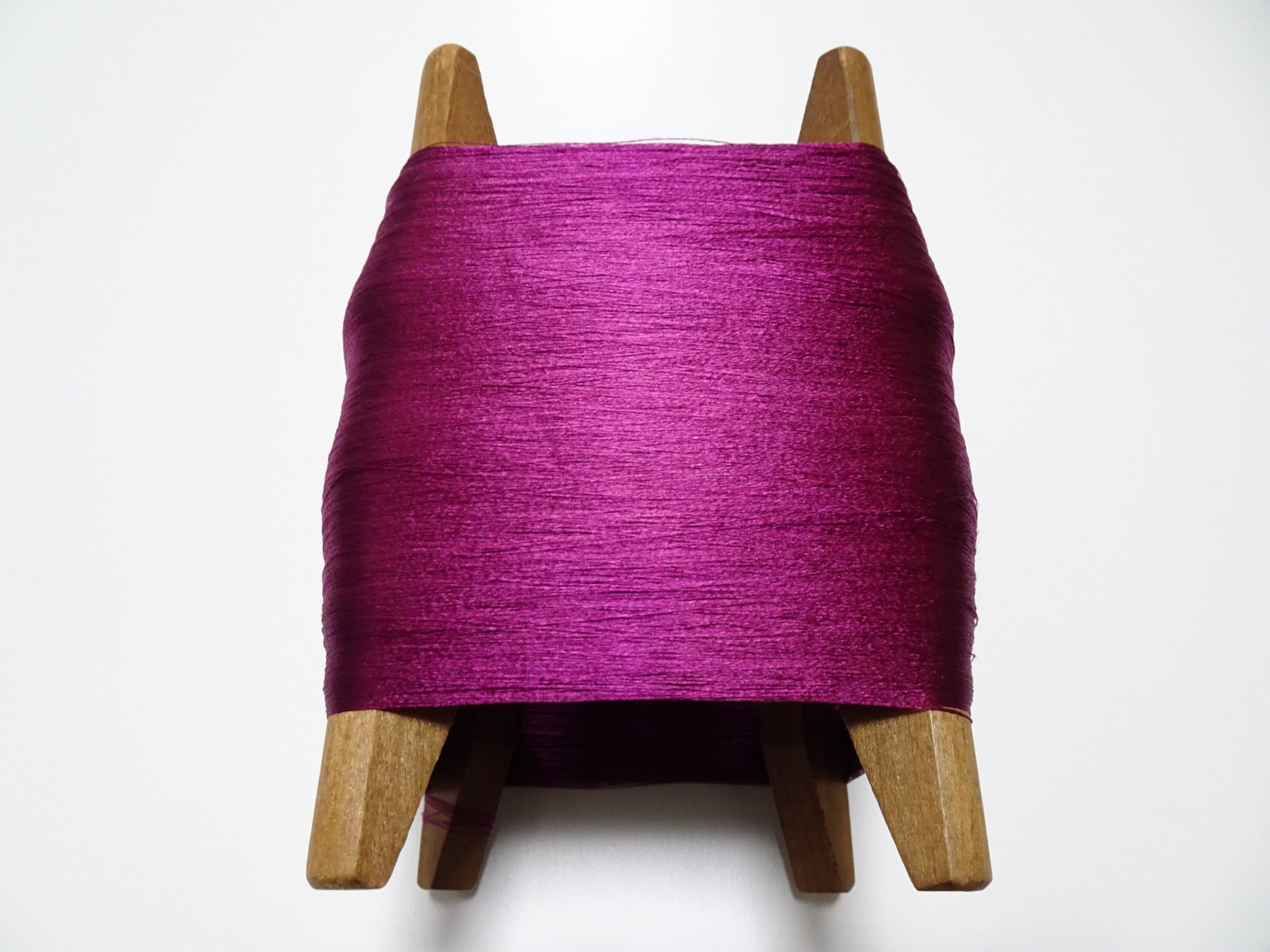 Japanese Vintage Wooden Spool & Silk Thread Embroidery 18006