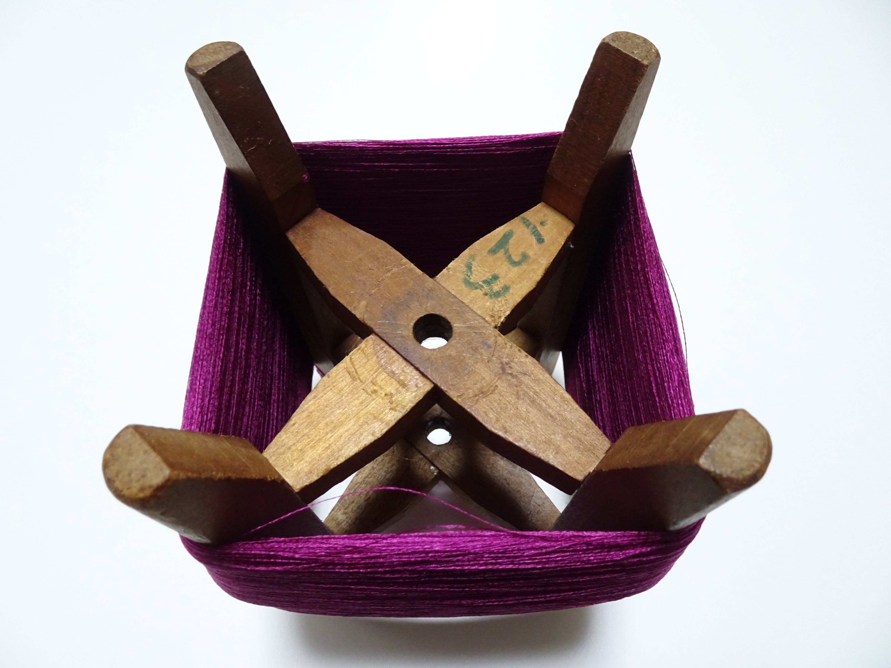 Japanese Vintage Wooden Spool & Silk Thread Embroidery 18006