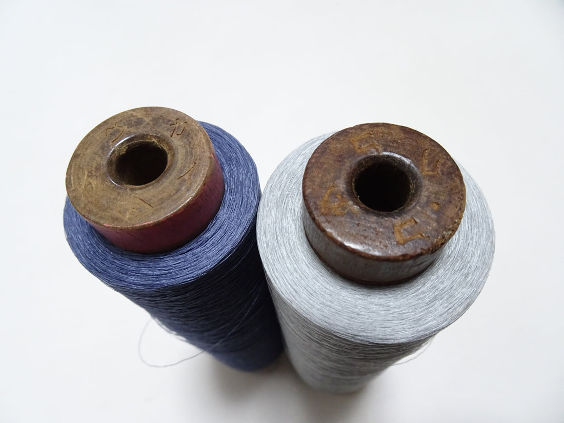 Japanese Vintage Silk Thread & Woodn Spool 2sets Embroidery 18737