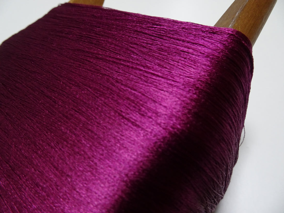 Japanese Vintage Wooden Spool & Silk Thread Embroidery 18006