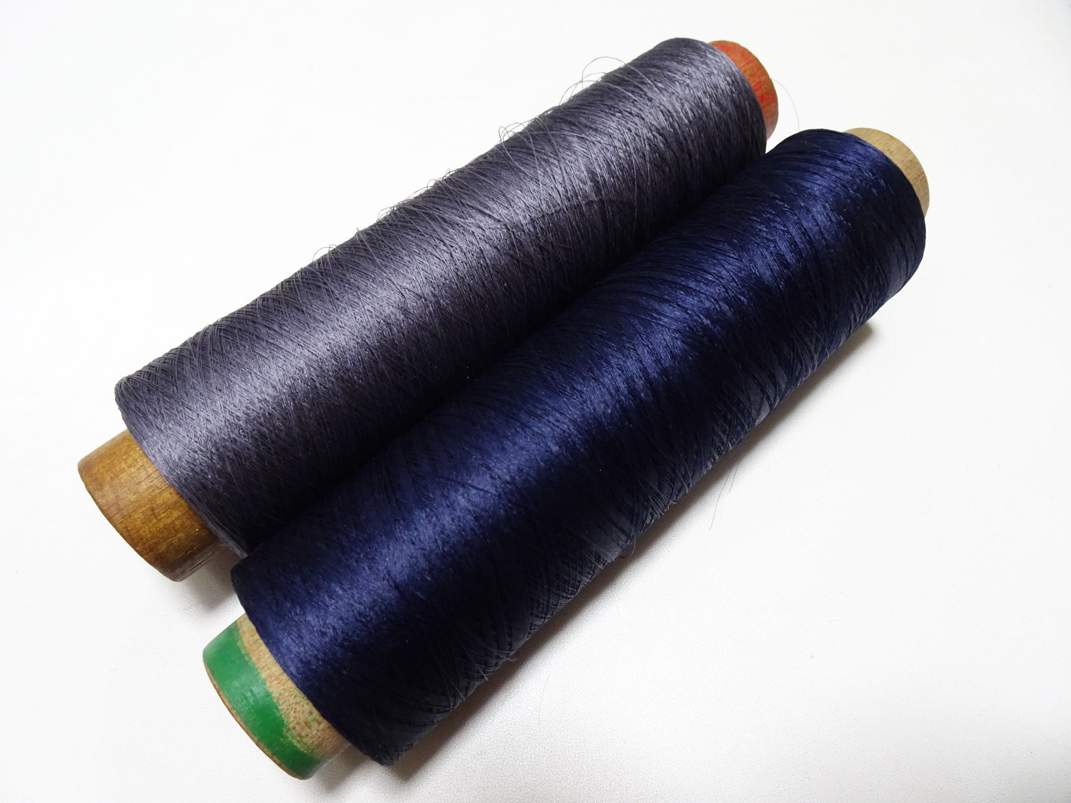 Japanese Vintage Silk Thread & Woodn Spool 2sets Embroidery 18738