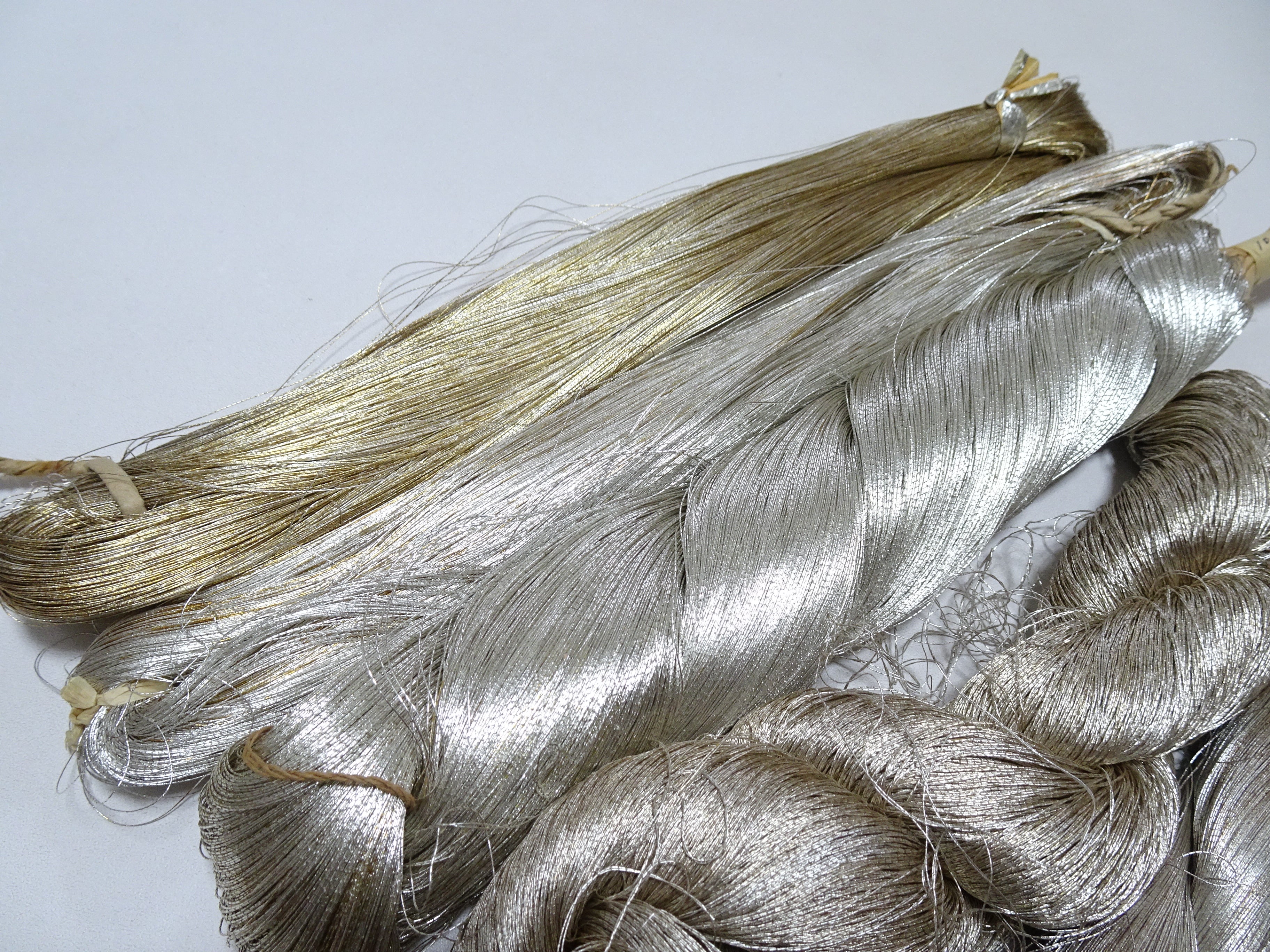 40-Year-Old Hon-Ginshi – Naturally Oxidized Genuine Silver Leaf Thread – Unique Patina – Extremely Rare Japanese Silver Thread 6sets 18546