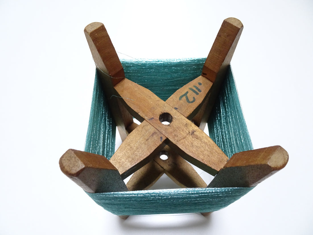 Japanese Vintage Wooden Spool & metallic Thread Embroidery 18007