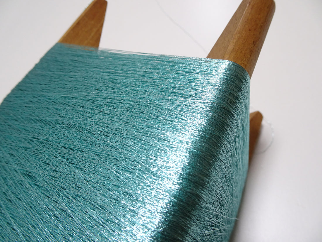 Japanese Vintage Wooden Spool & metallic Thread Embroidery 18007