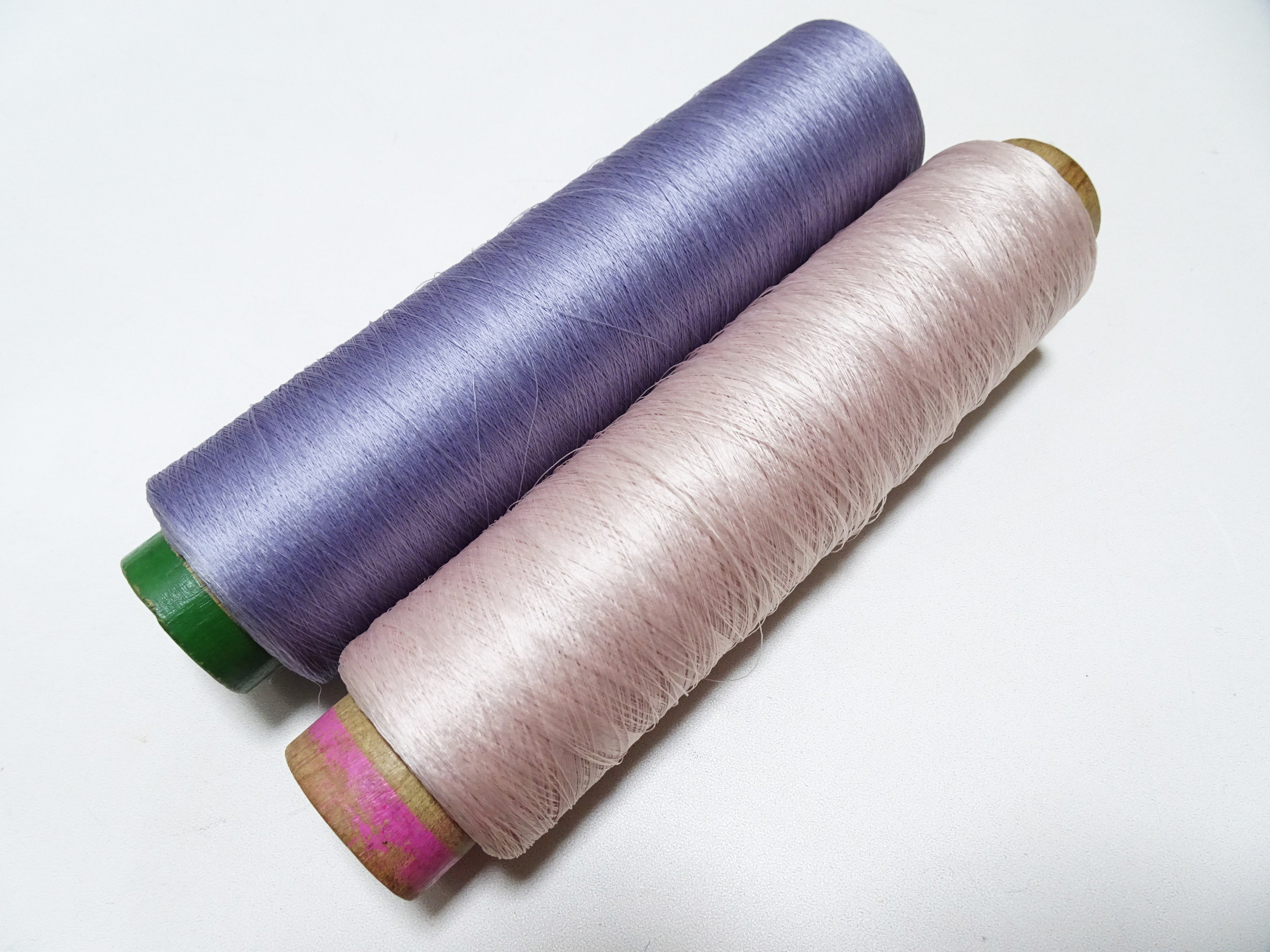 Japanese Vintage Silk Thread & Woodn Spool 2sets Embroidery 18739