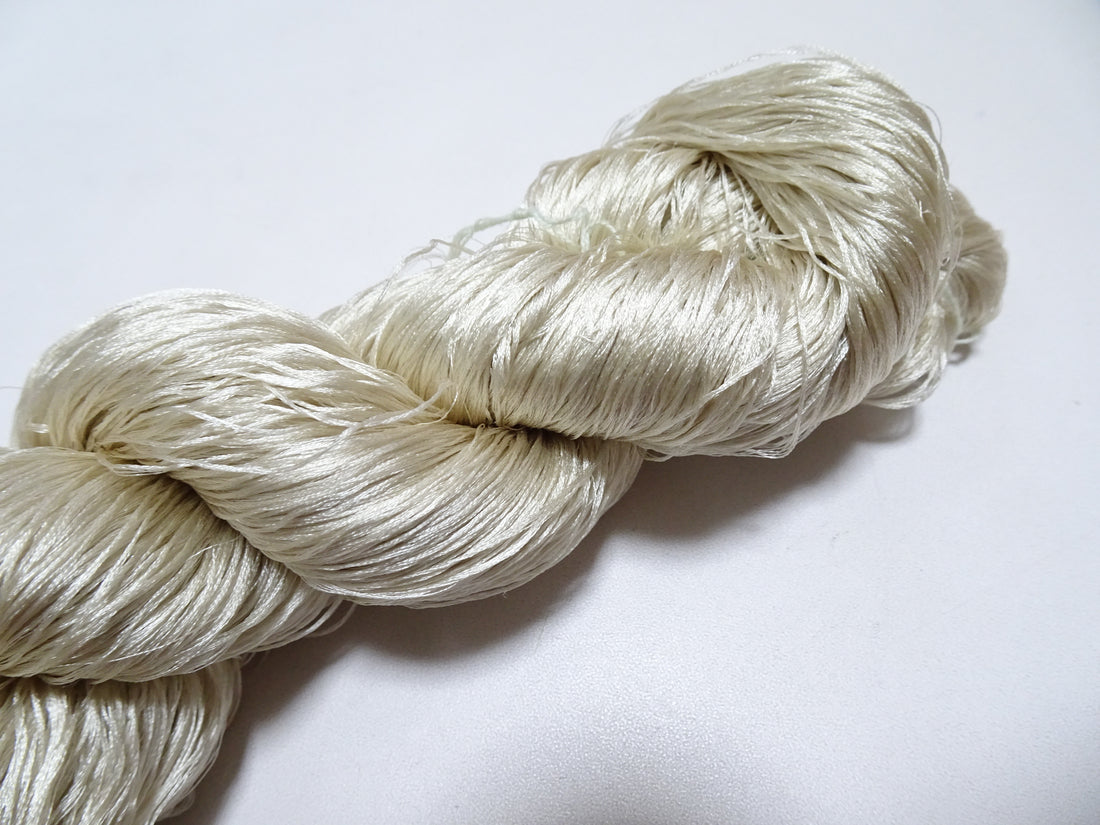 Japanese Vintage 6 Loose-Twist Silk Threads 19358