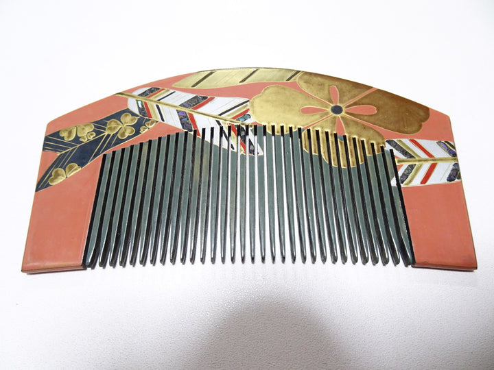 Japanese Vintage  Wooden Comb Makie & Raden 15150