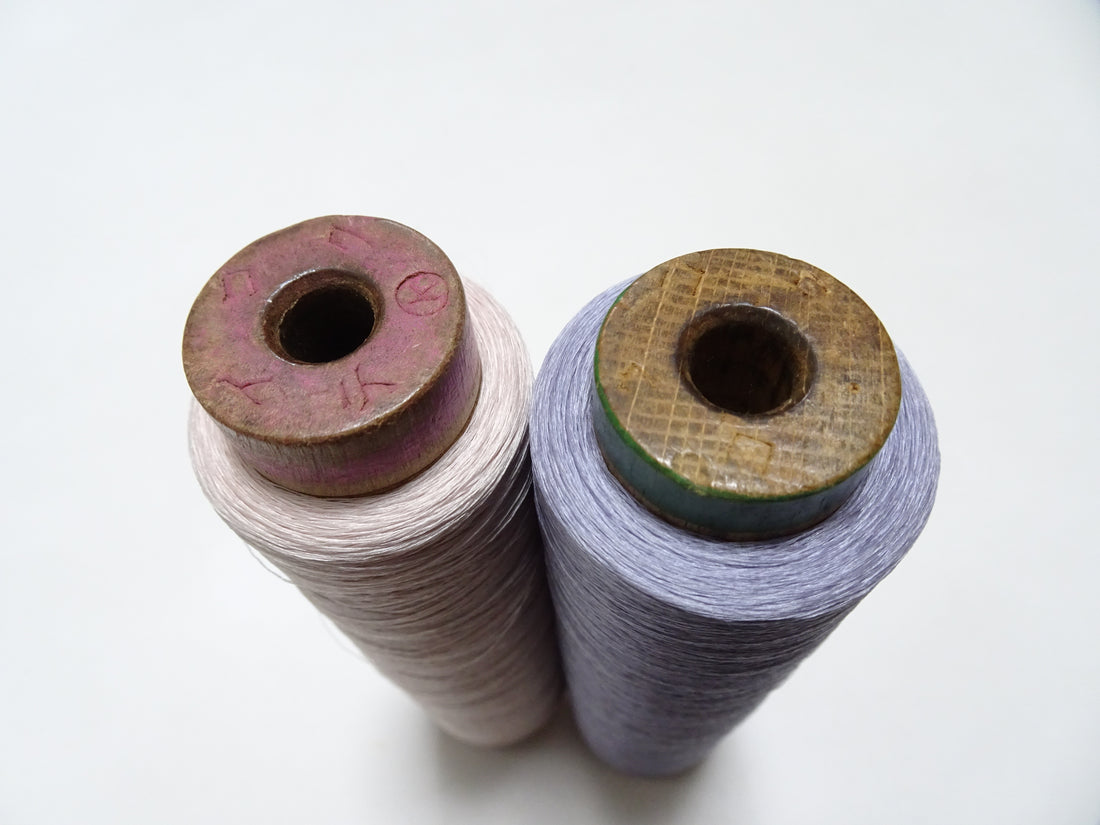 Japanese Vintage Silk Thread & Woodn Spool 2sets Embroidery 18739