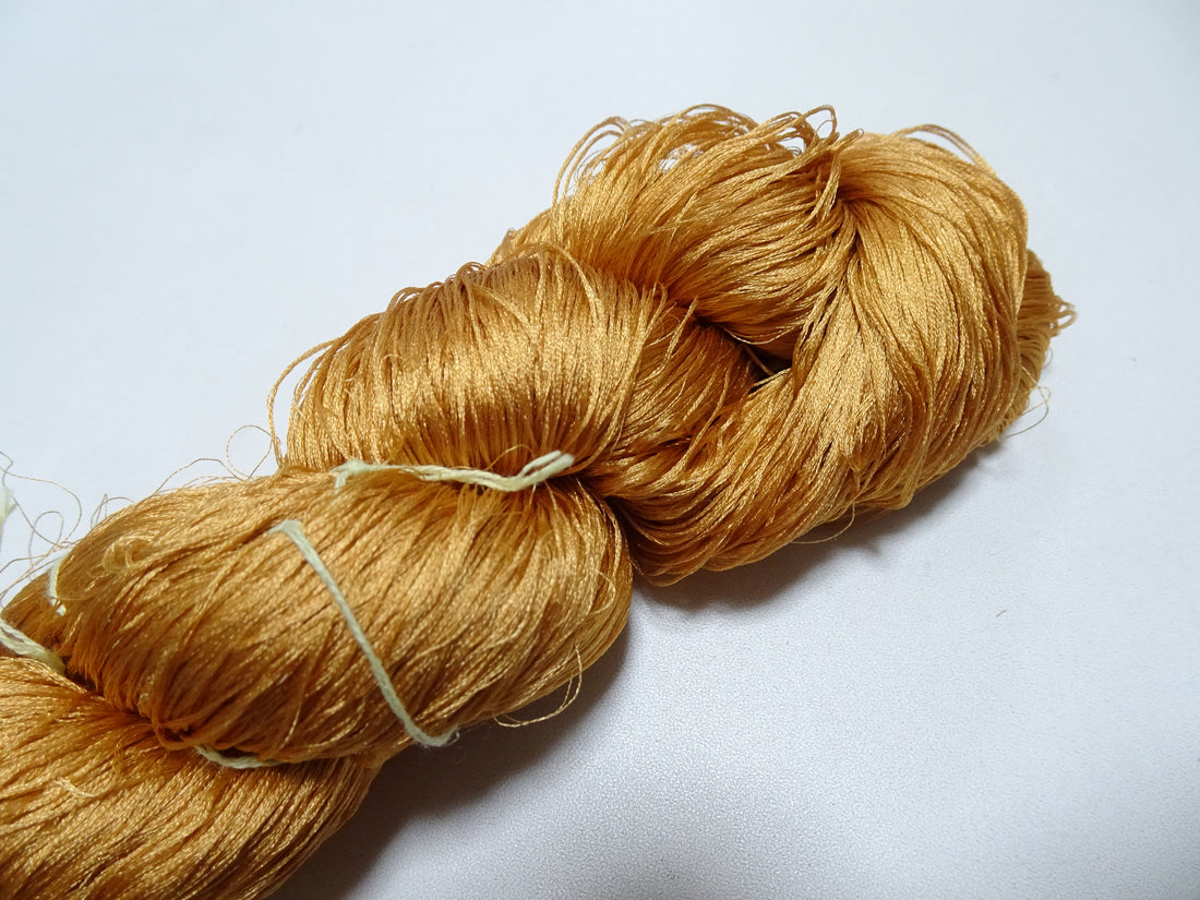 Japanese Vintage 6 Loose-Twist Silk Threads 19359