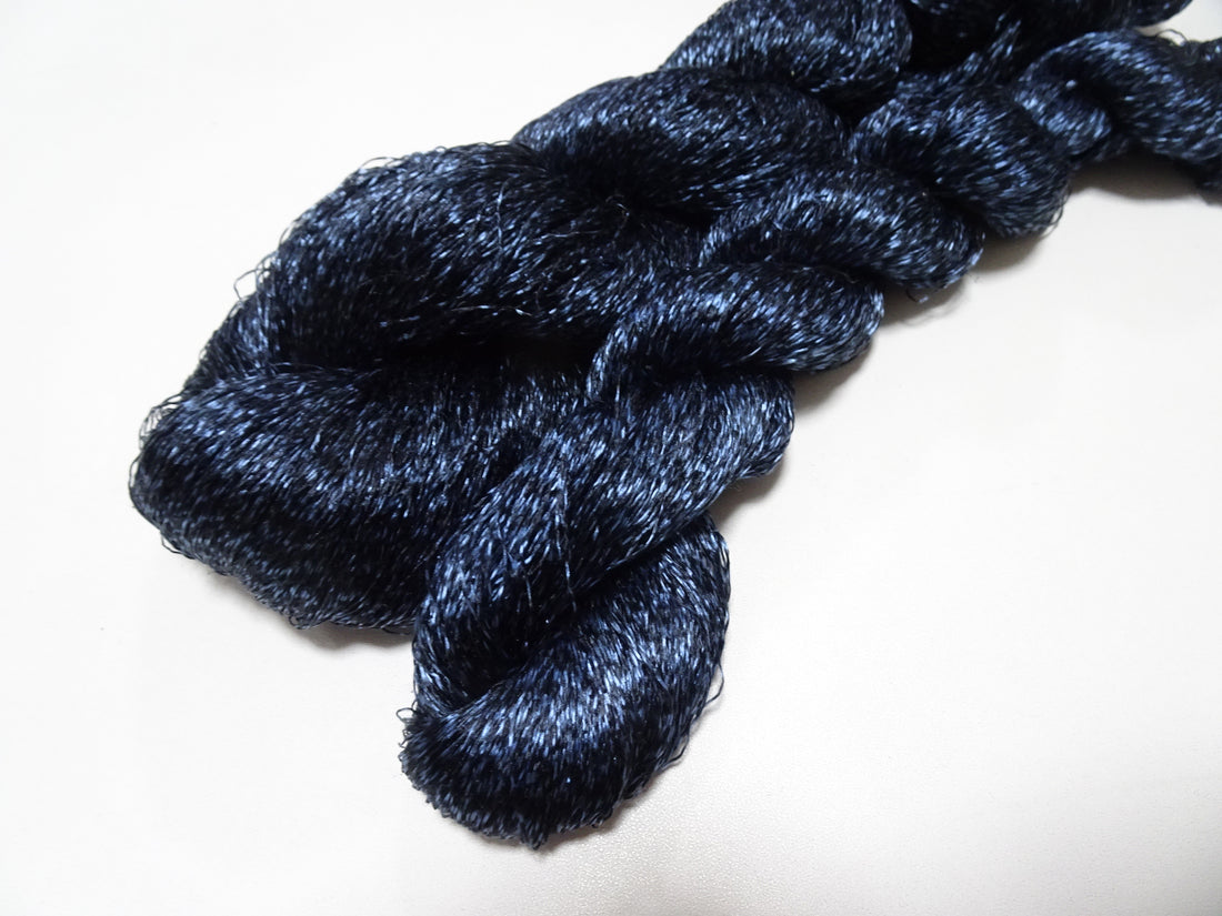 Japanese Vintage Super Rare Indigo Mud Dyeing Kasuri loose Twisted Silk Thread 2sets Embroidery & weave 13621