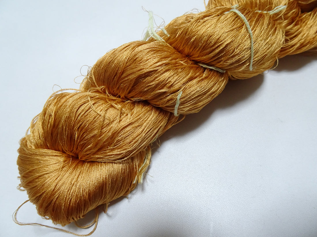 Japanese Vintage 6 Loose-Twist Silk Threads 19359