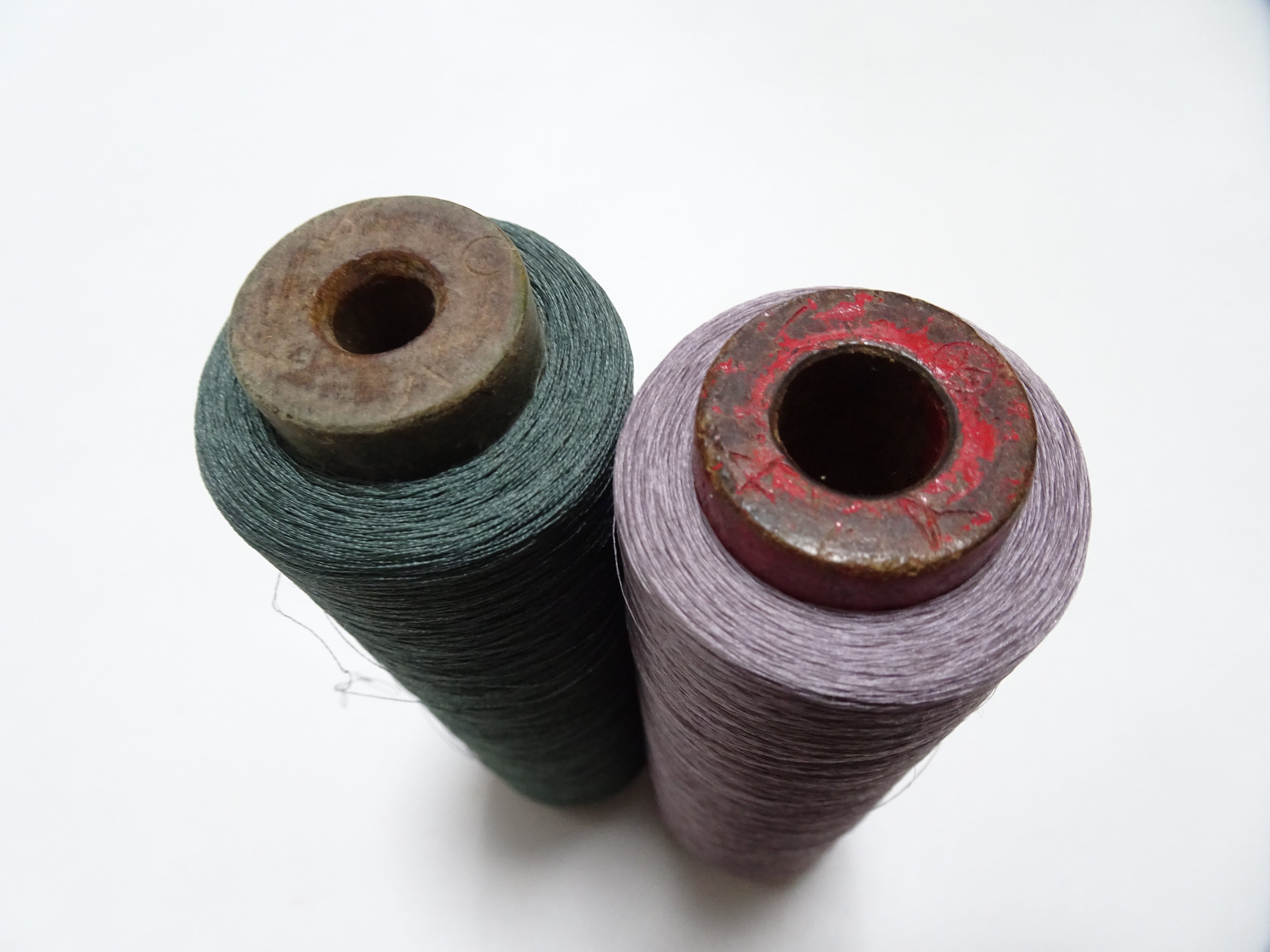 Japanese Vintage Silk Thread & Woodn Spool 2sets Embroidery 18740