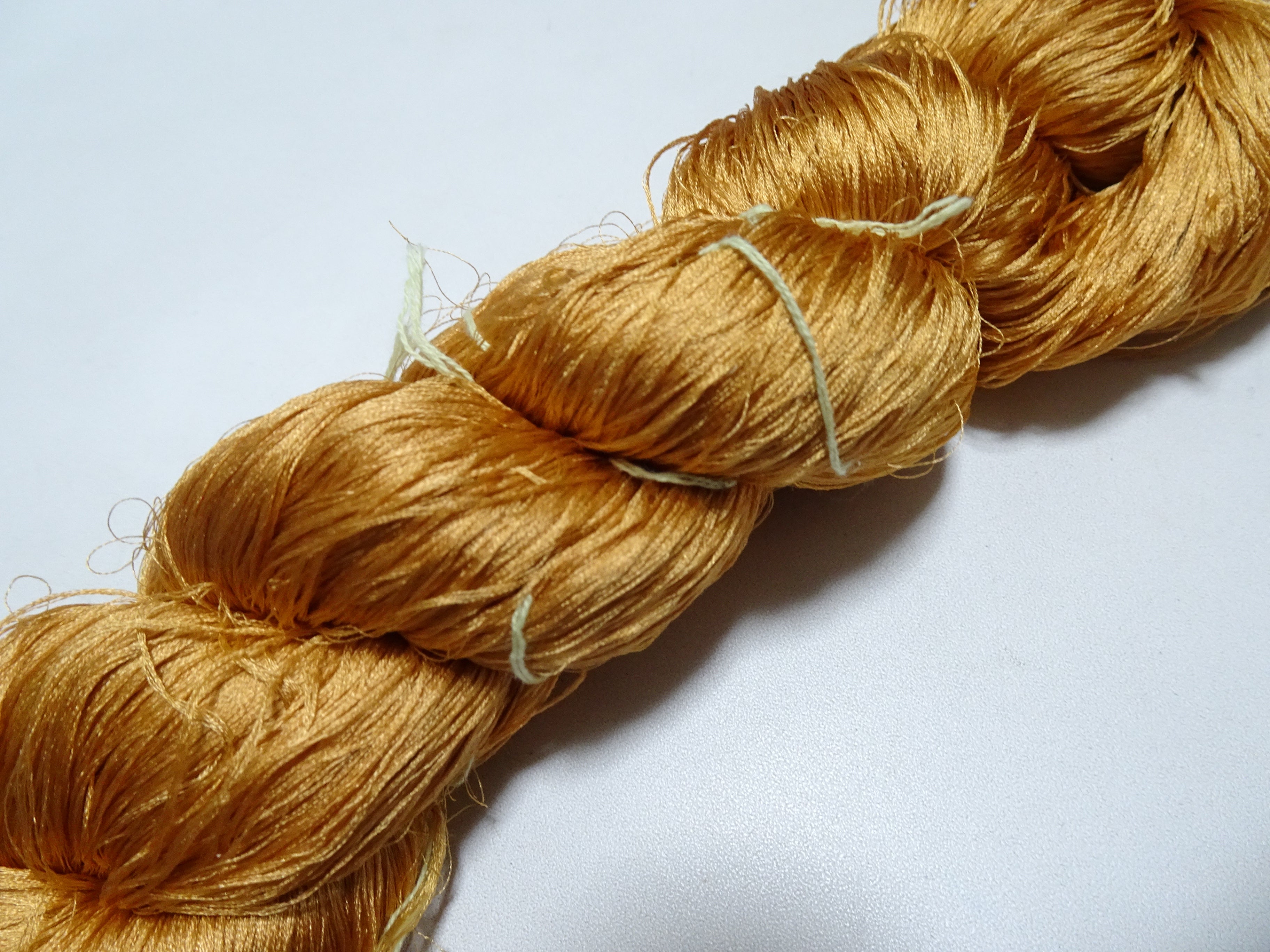 Japanese Vintage 6 Loose-Twist Silk Threads 19359