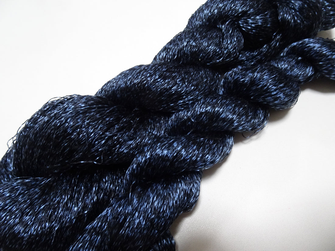 Japanese Vintage Super Rare Indigo Mud Dyeing Kasuri loose Twisted Silk Thread 2sets Embroidery & weave 13621