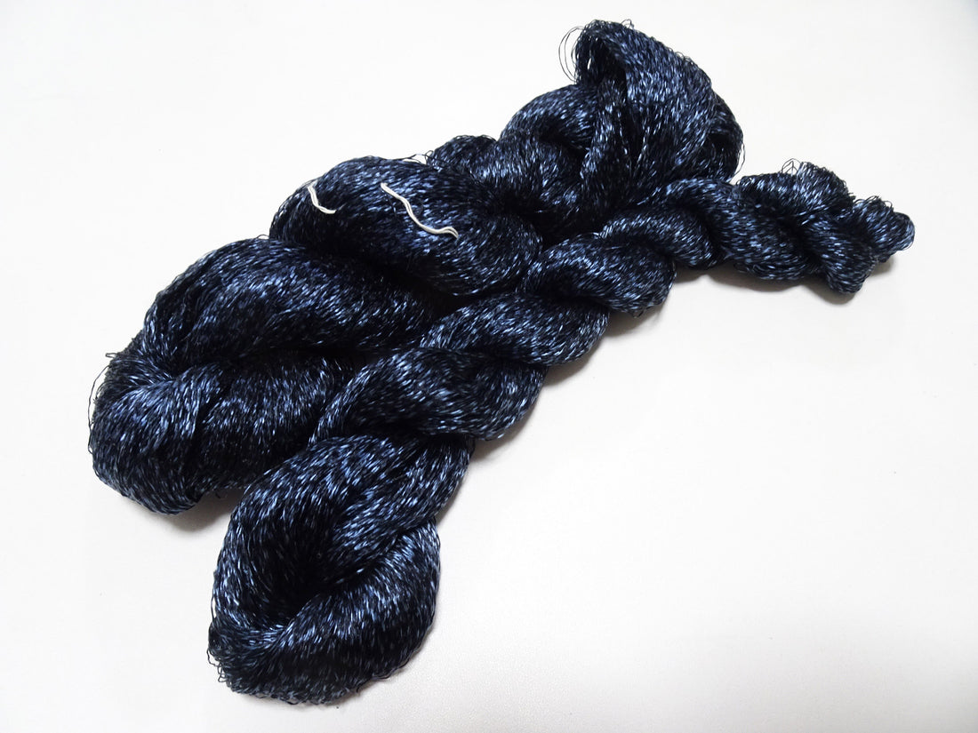 Japanese Vintage Super Rare Indigo Mud Dyeing Kasuri loose Twisted Silk Thread 2sets Embroidery & weave 13622