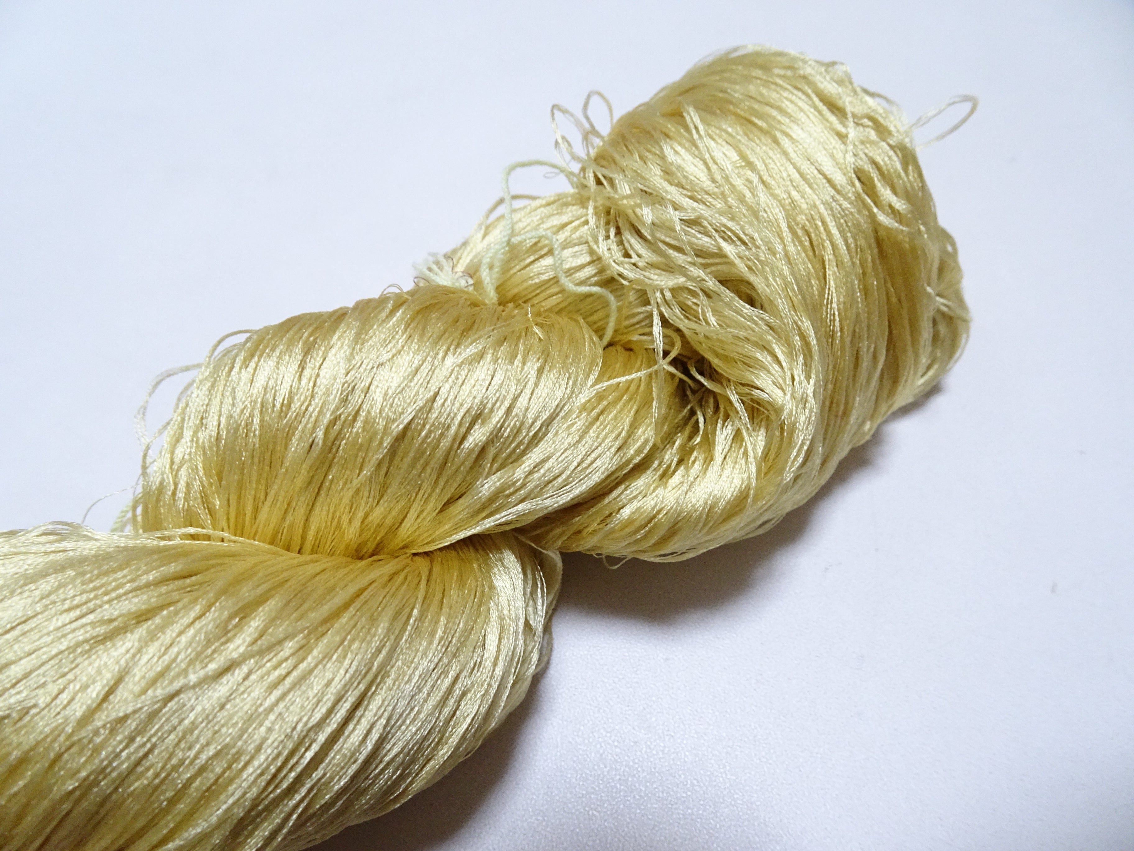 Japanese Vintage 6 Loose-Twist Silk Threads 19362