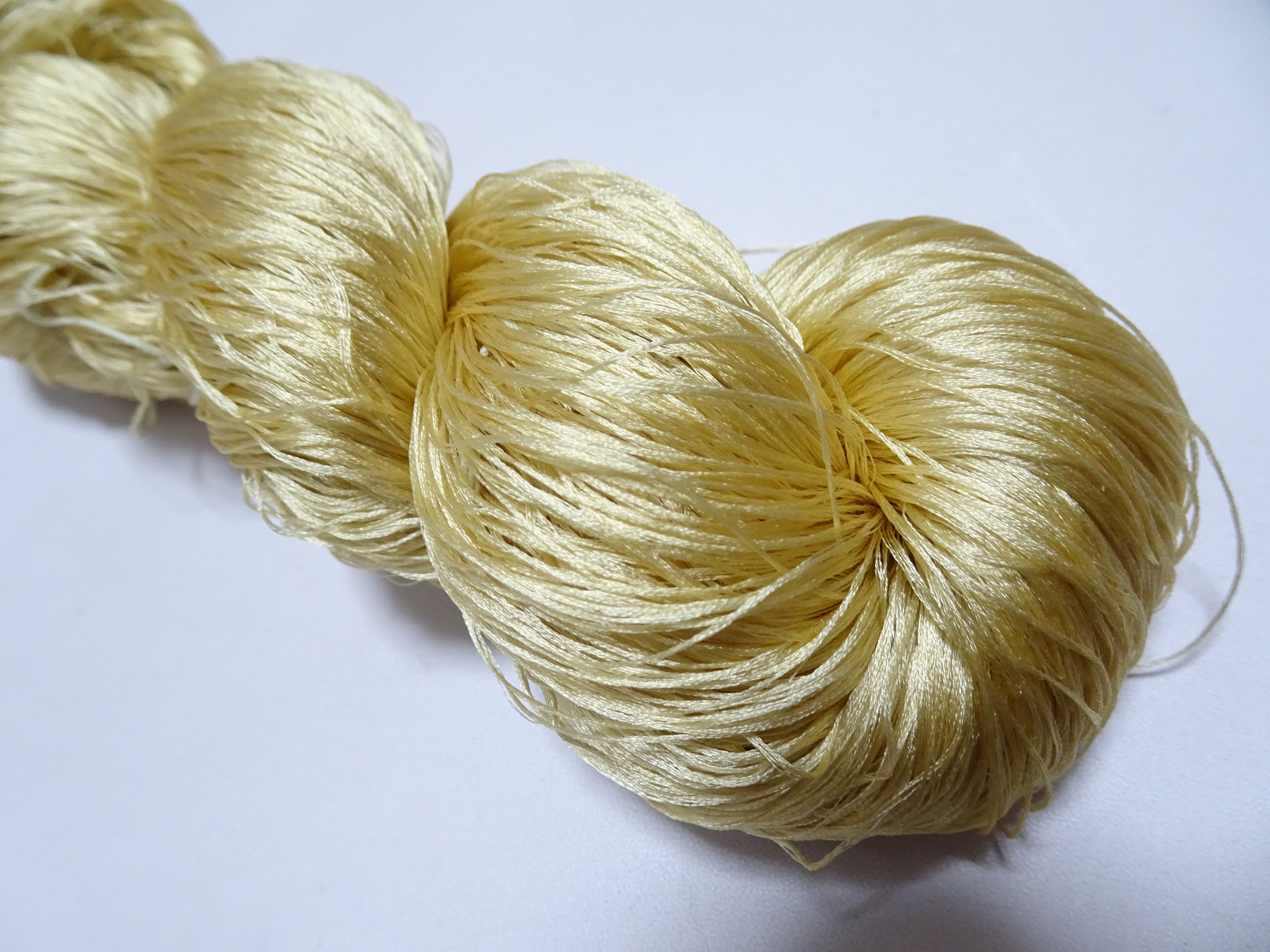 Japanese Vintage 6 Loose-Twist Silk Threads 19362