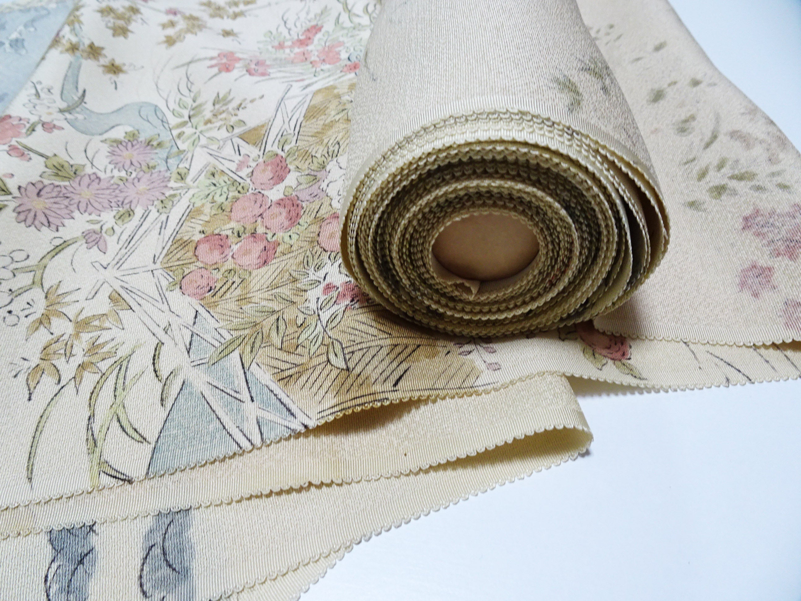 Japanese Vintage Rare Showa-Era Dyed Sample Fabric Bolt 14008