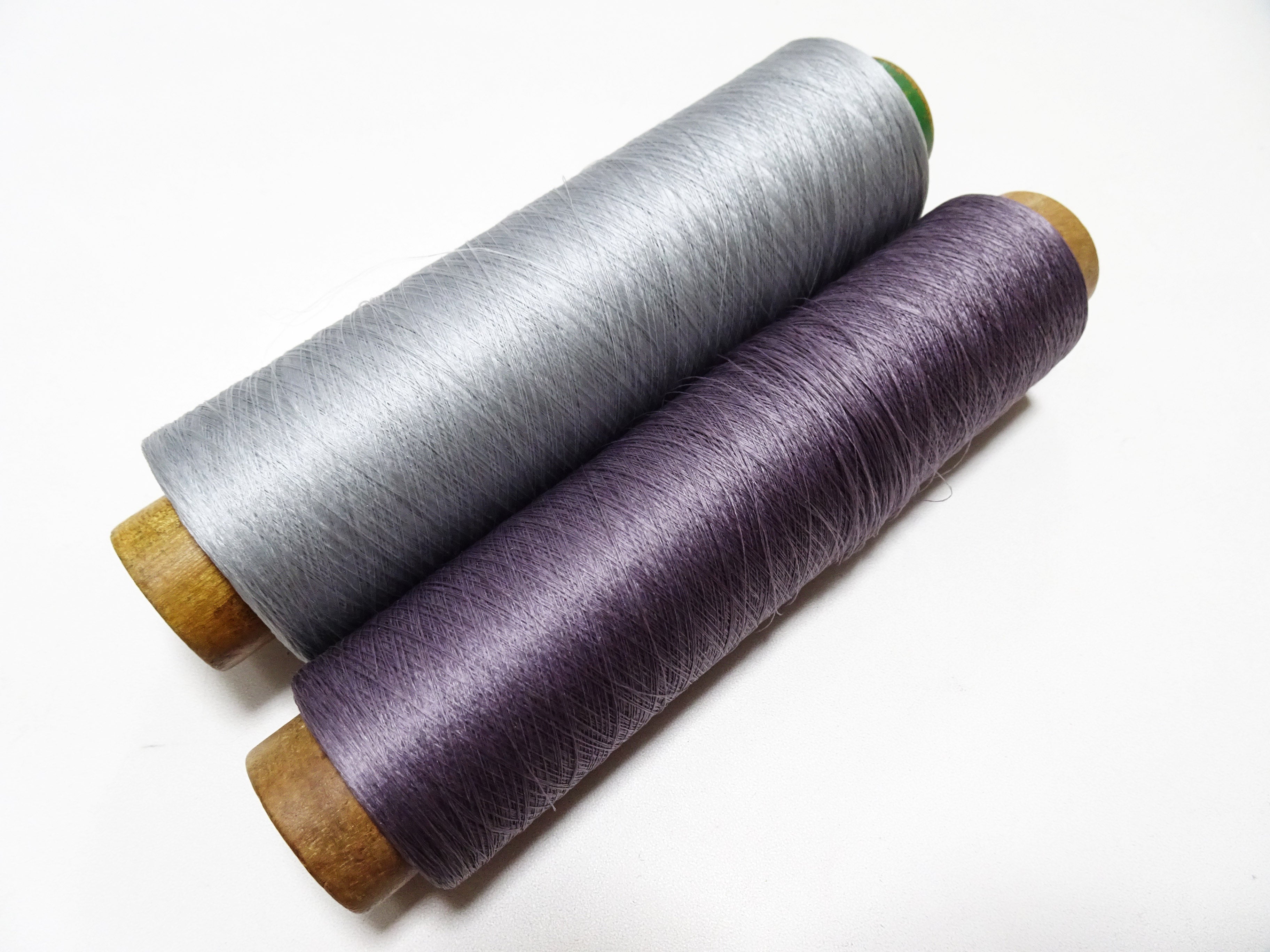 Japanese Vintage Silk Thread & Woodn Spool 2sets Embroidery 18747