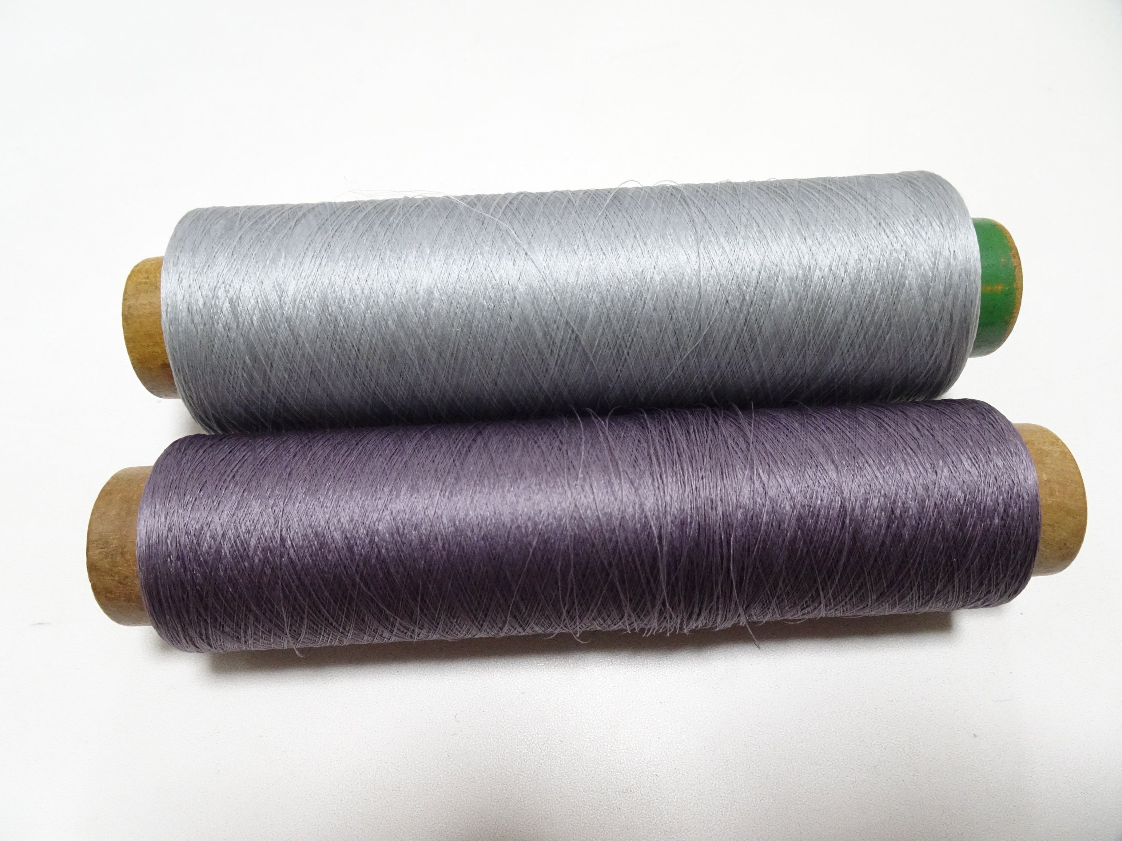Japanese Vintage Silk Thread & Woodn Spool 2sets Embroidery 18747