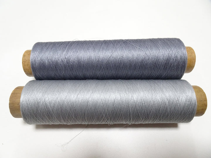 Japanese Vintage Silk Thread & Woodn Spool 2sets Embroidery 18748