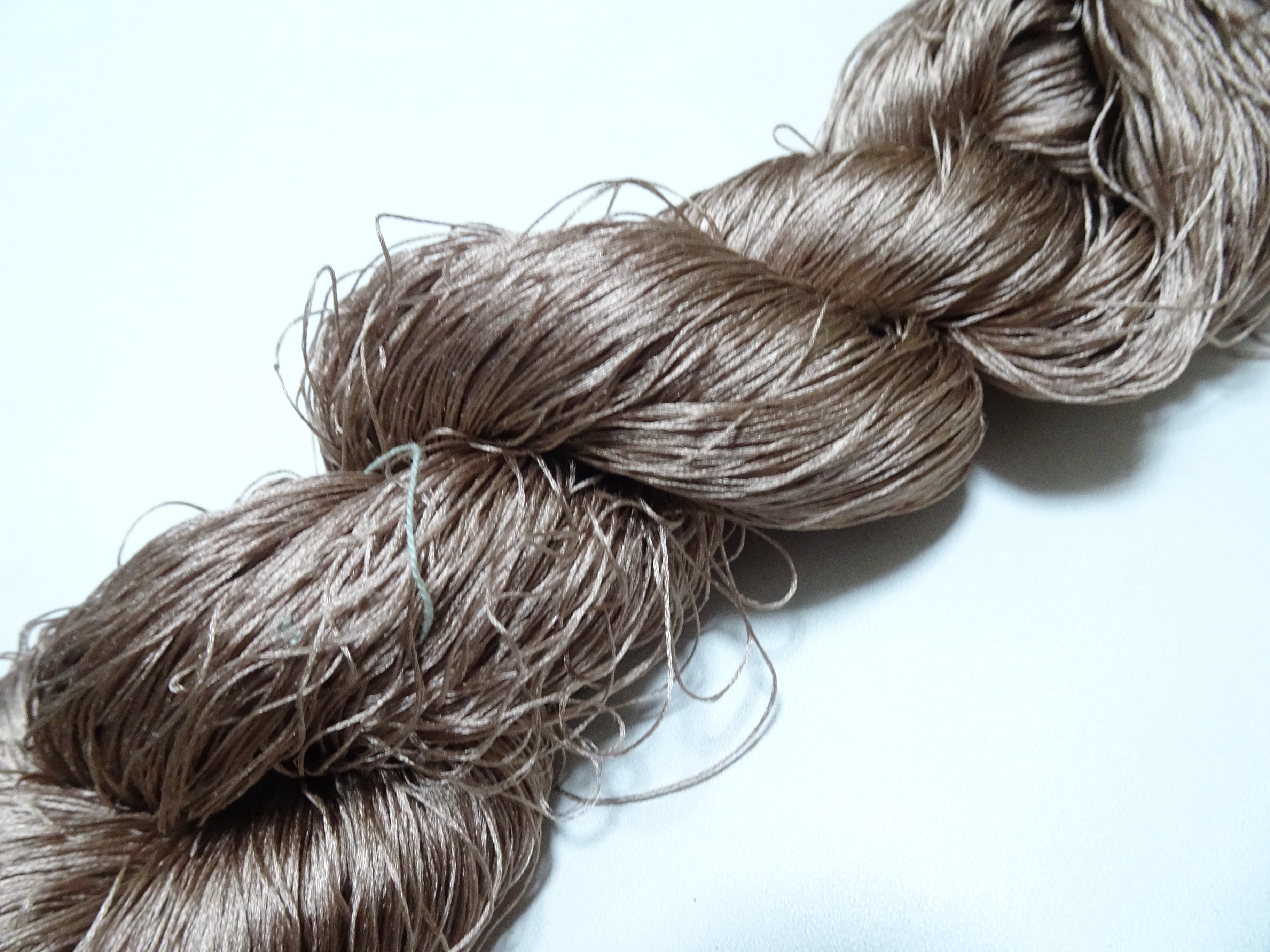 Japanese Vintage 6 Loose-Twist Silk Threads 19367