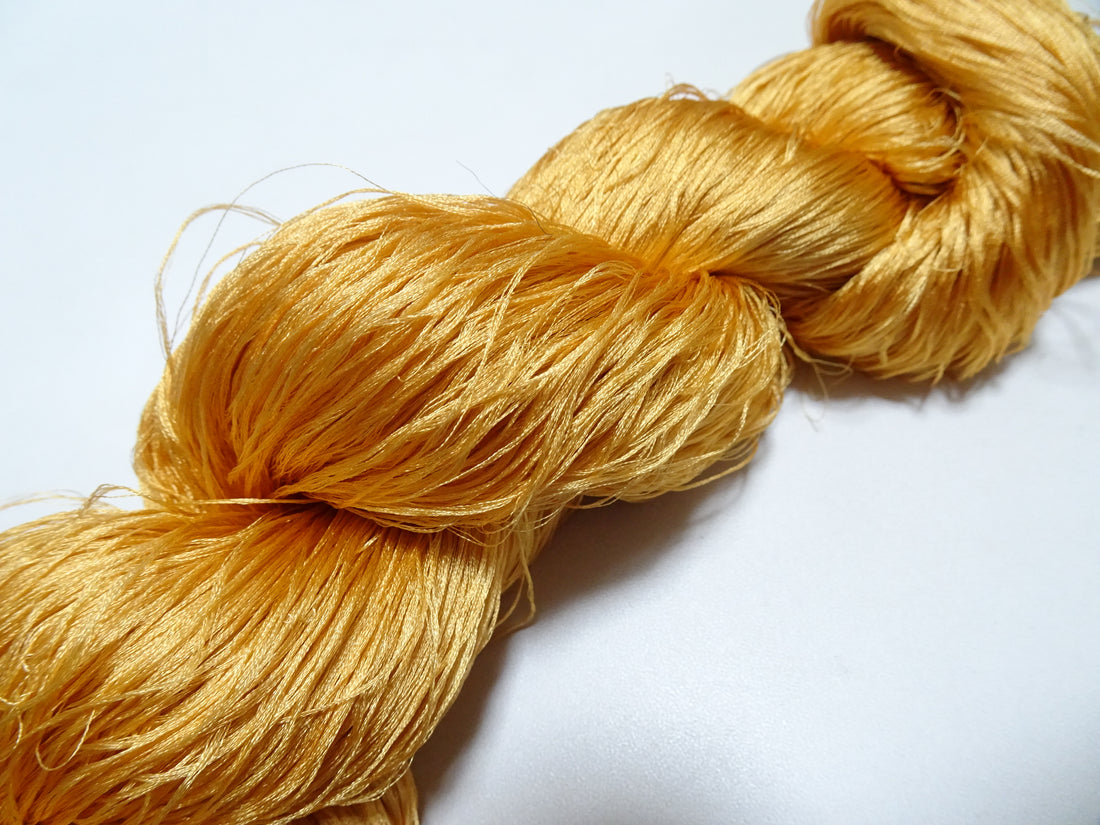 Japanese Vintage 6 Loose-Twist Silk Threads 19368
