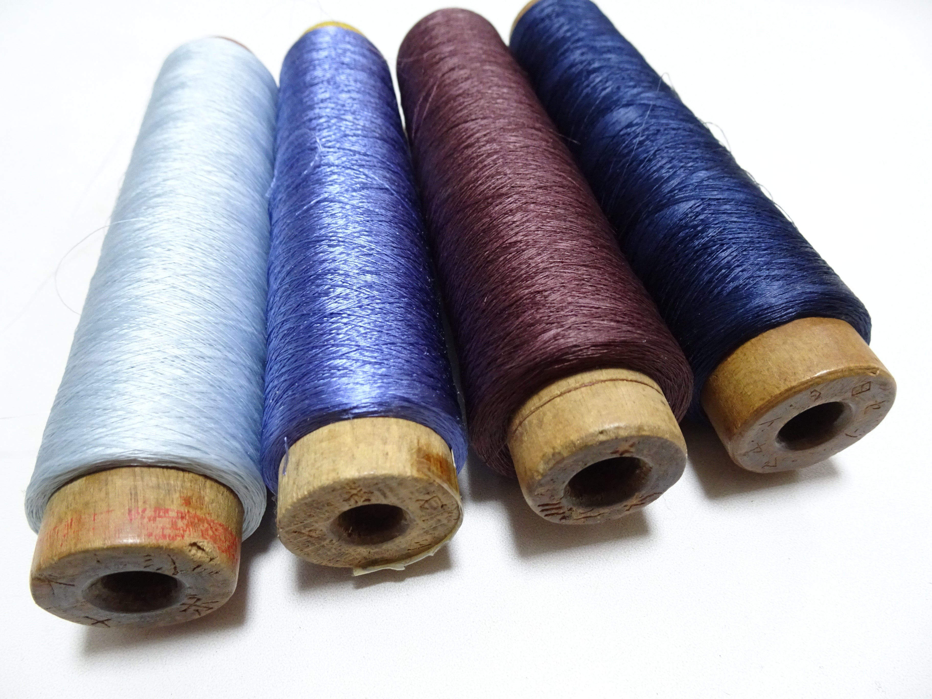 Japanese Vintage Silk Thread & Woodn Spool 4sets Embroidery 18750