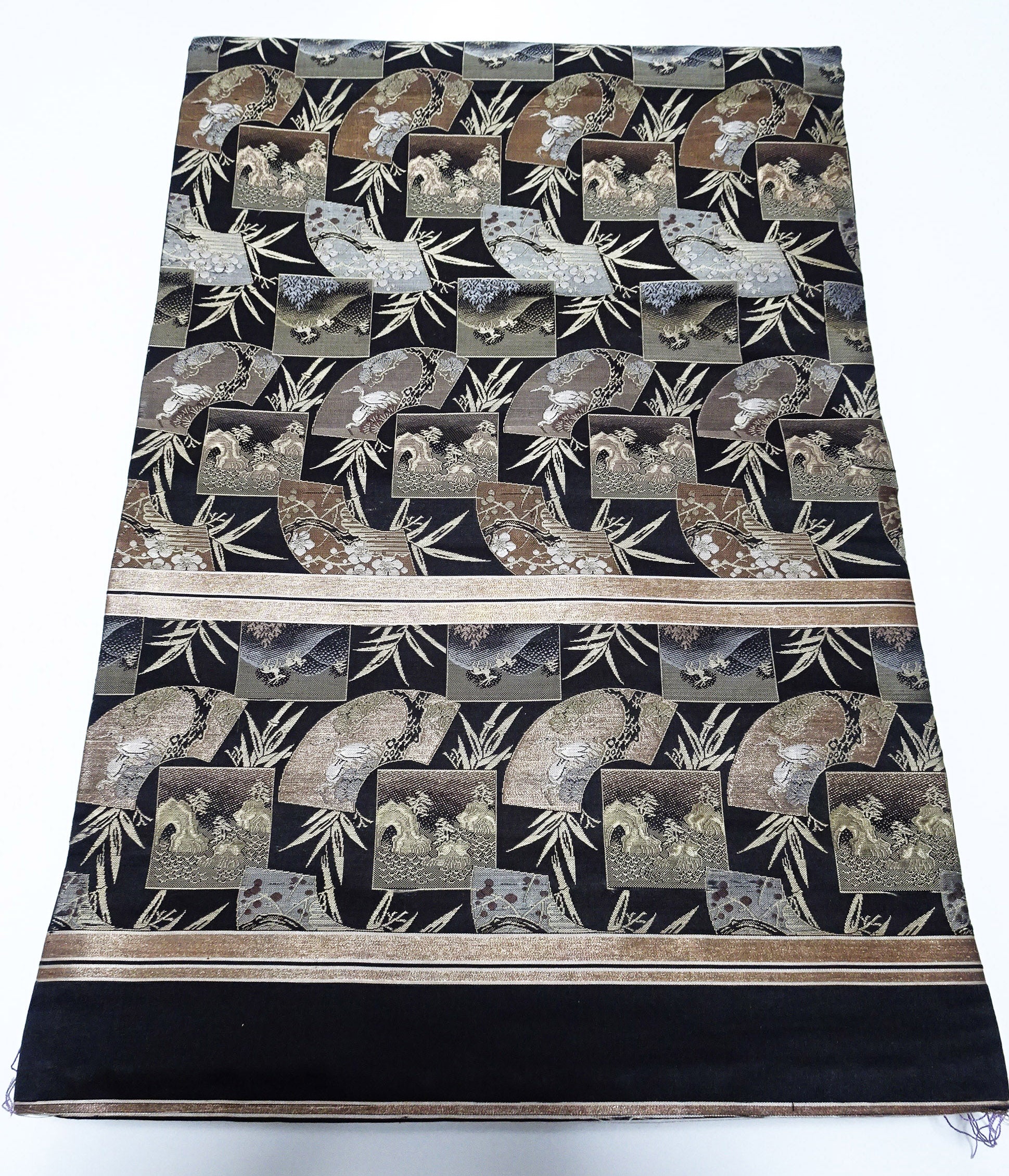 Japanese Meiji-Era Maru Obi – Full Pattern on Both Sides – Fan Motif – Black 14012