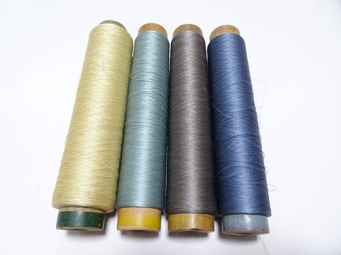 Japanese Vintage Silk Thread & Woodn Spool 4sets Embroidery 18751