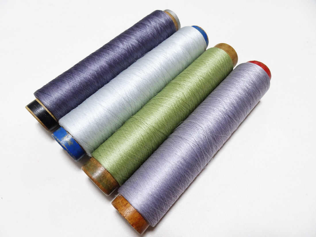 Japanese Vintage Silk Thread & Woodn Spool 4sets Embroidery 18752
