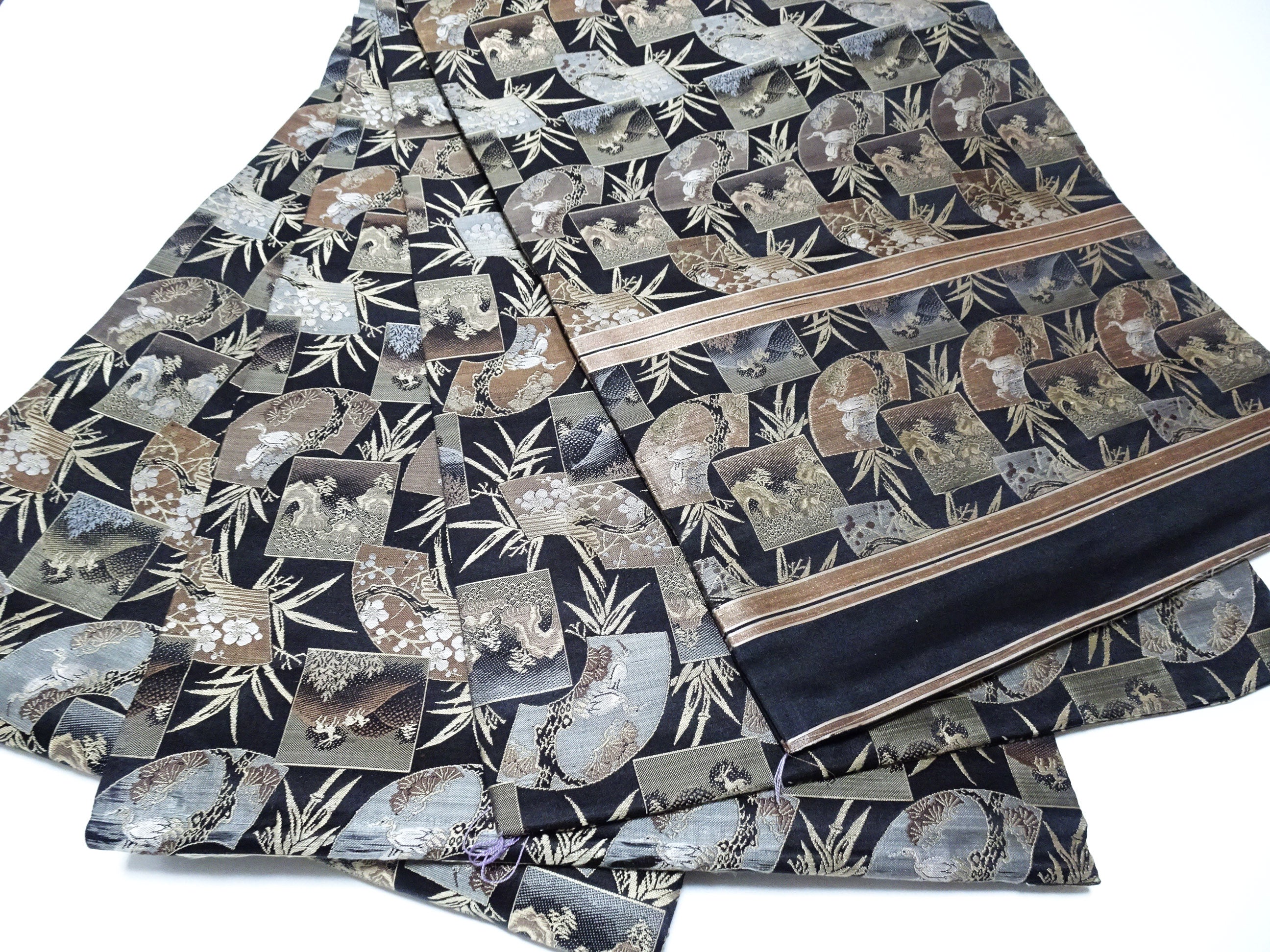 Japanese Meiji-Era Maru Obi – Full Pattern on Both Sides – Fan Motif – Black 14012