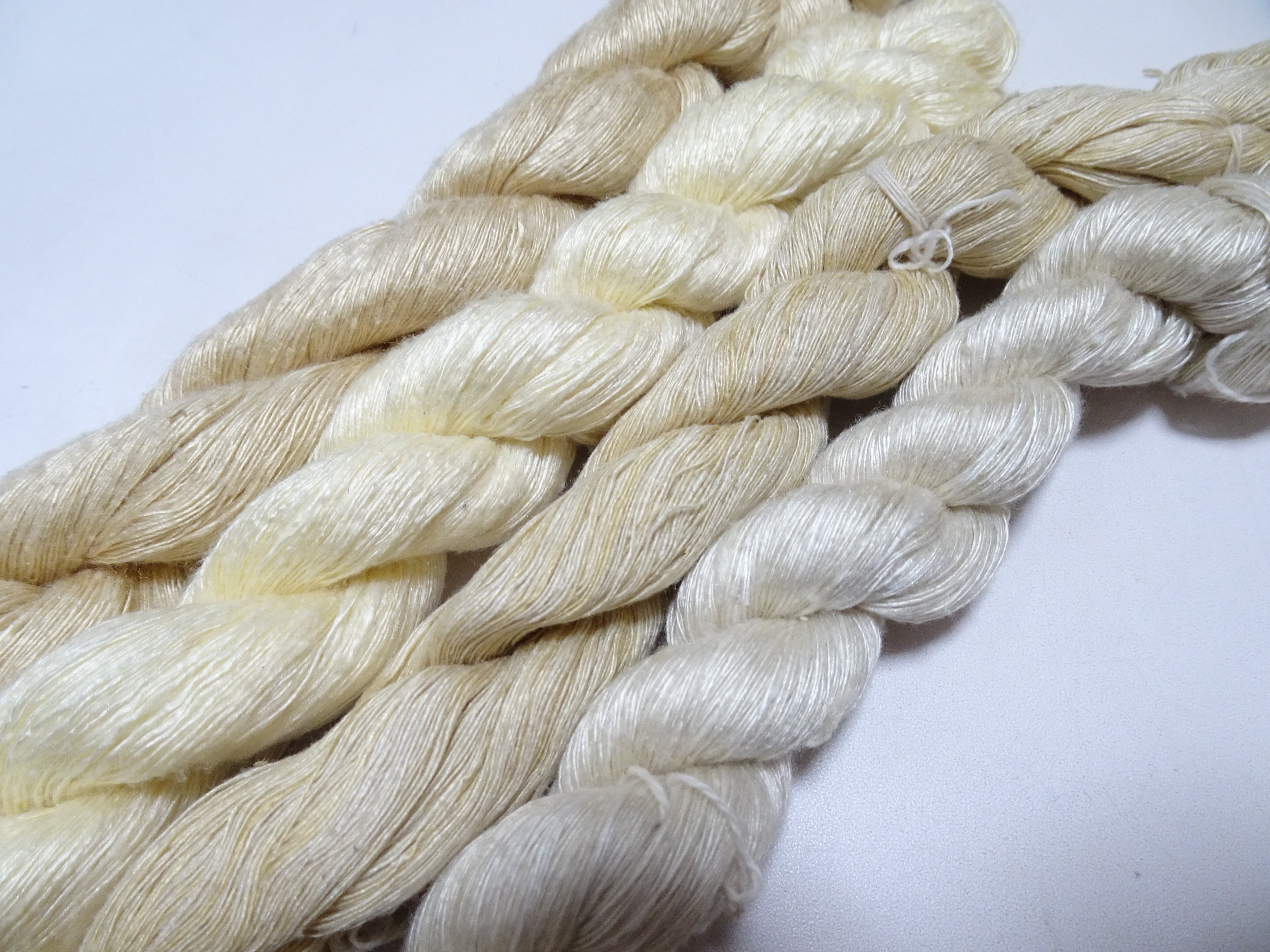 Japanese Vintage Mawata Tsumugi Fine Quality Silk Thread 4sets embroidery & Weave 17077