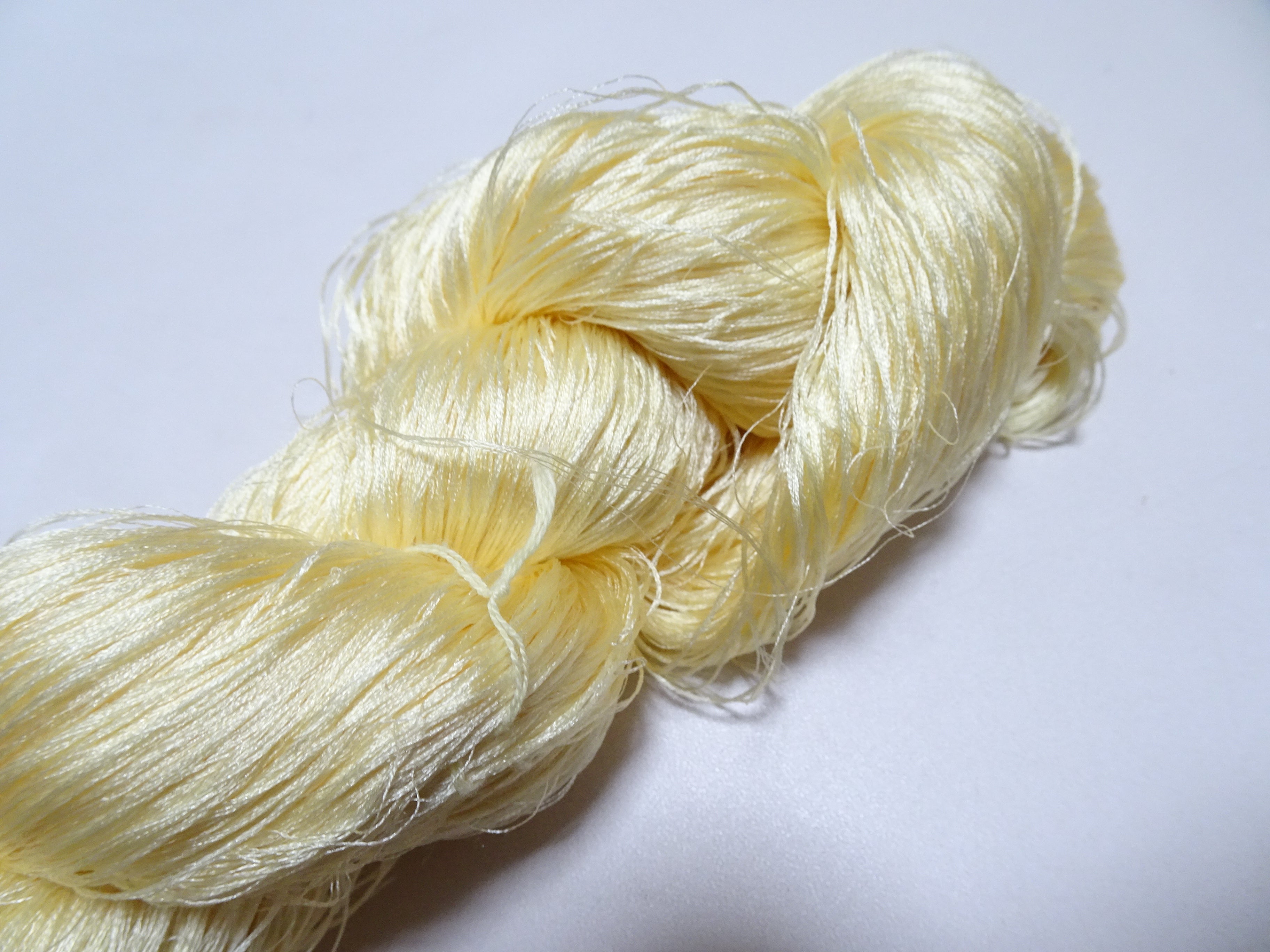 Japanese Vintage 6 Loose-Twist Silk Threads 19372